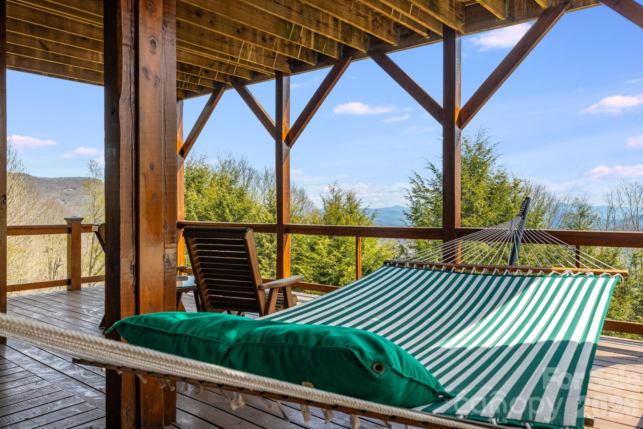 Relax Breathe - 234 Upper Lookout Drive, Mars Hill