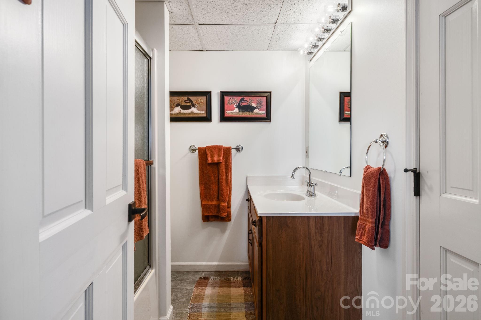 Ensuite Bathroom #3 - 234 Upper Lookout Drive, Mars Hill