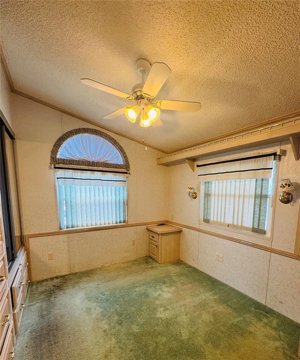 Primary Bedroom - 917 ST GEORGE DR, DAVENPORT