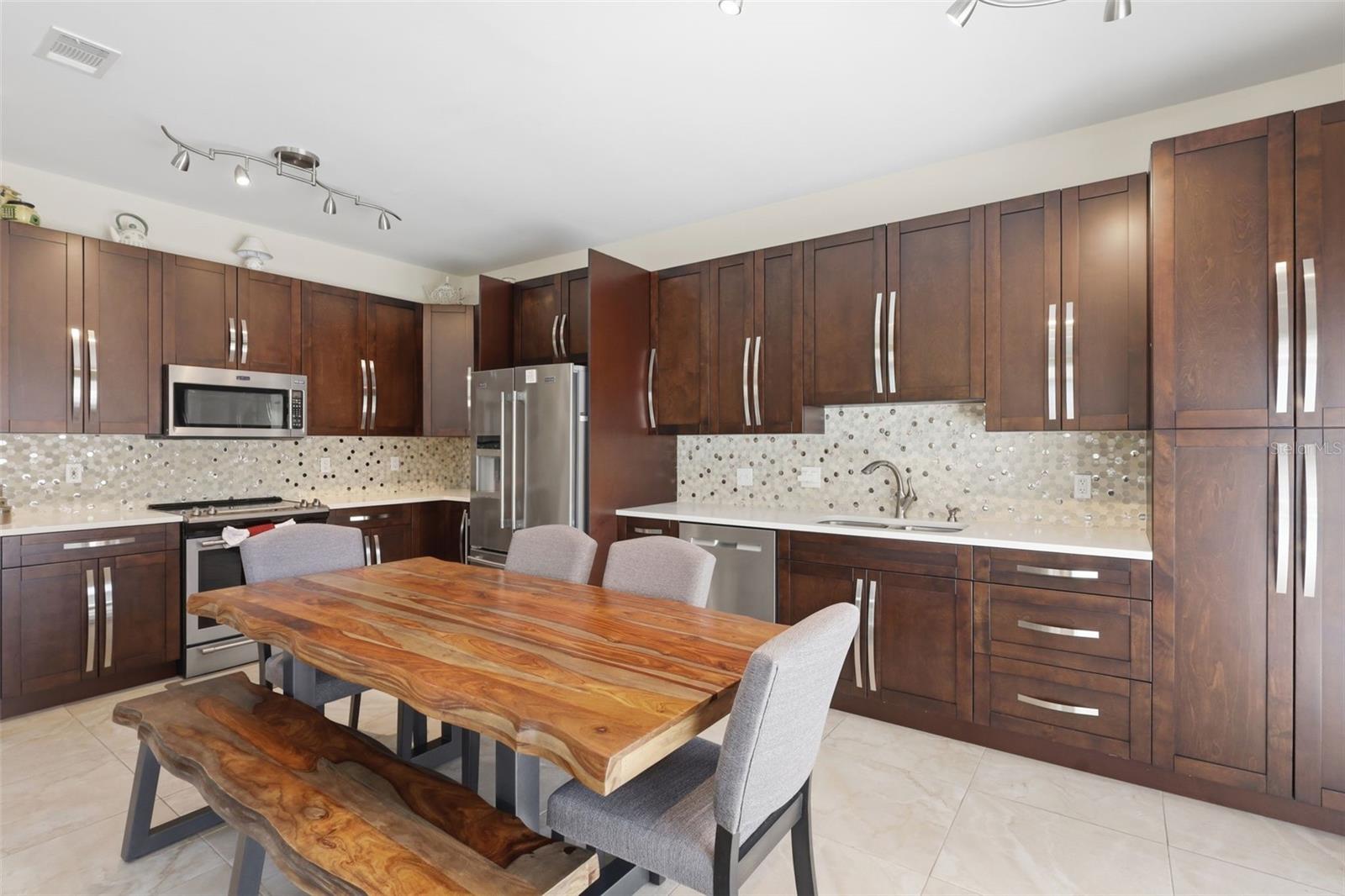 4722 ORMOND BEACH WAY