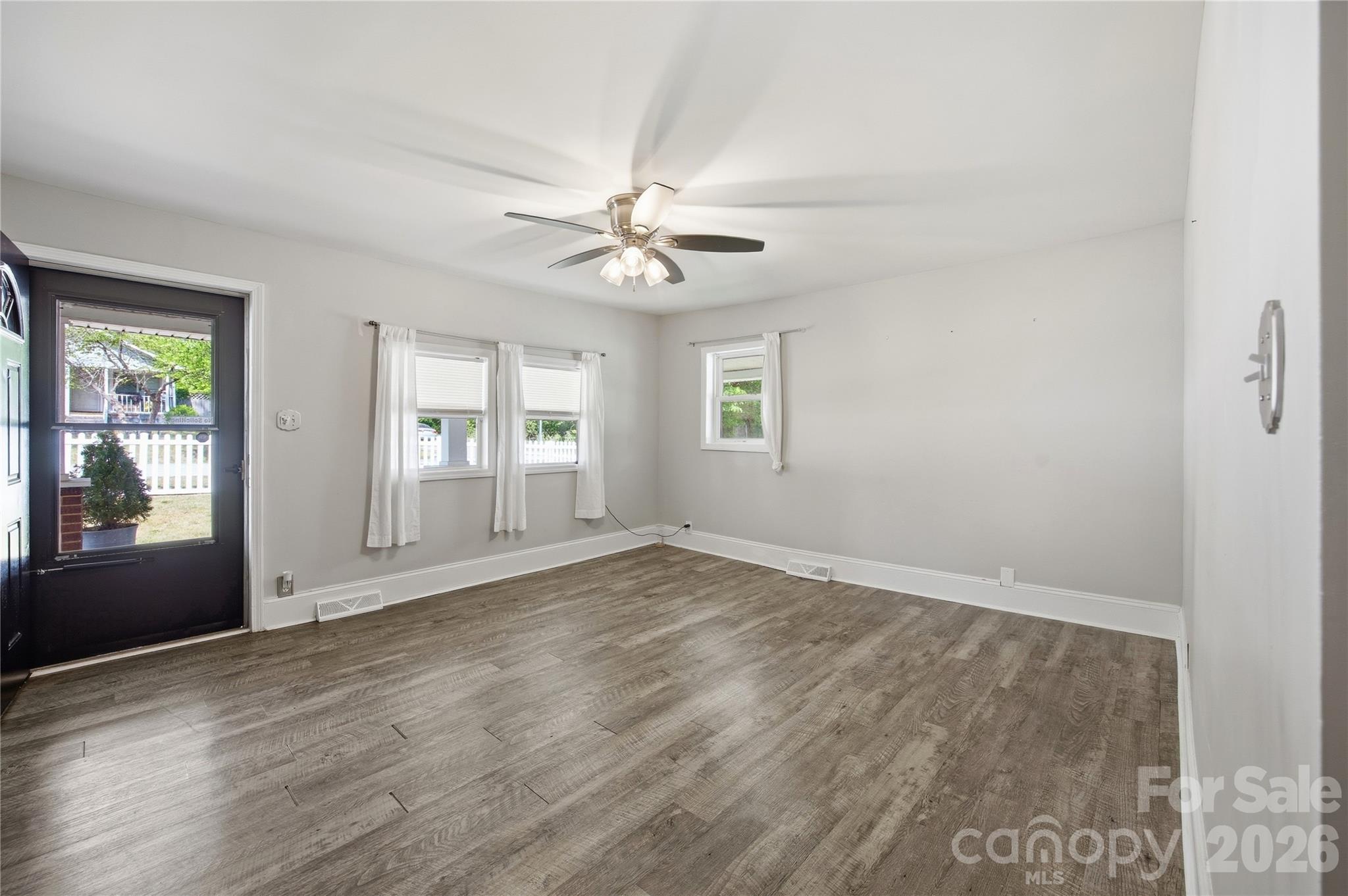 LIving Room - 1108 Skyland Street, Kannapolis