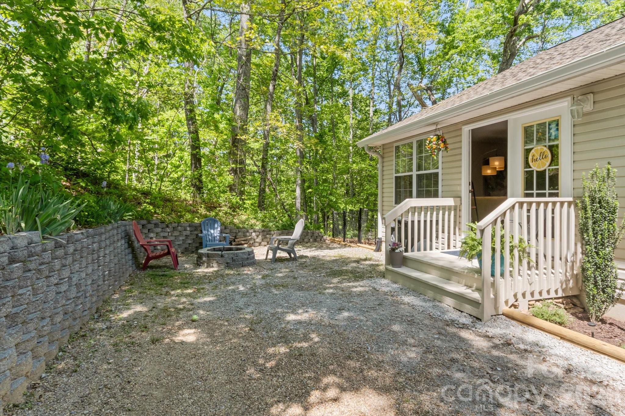 Front - 12 Hutchinson Woods, Fletcher
