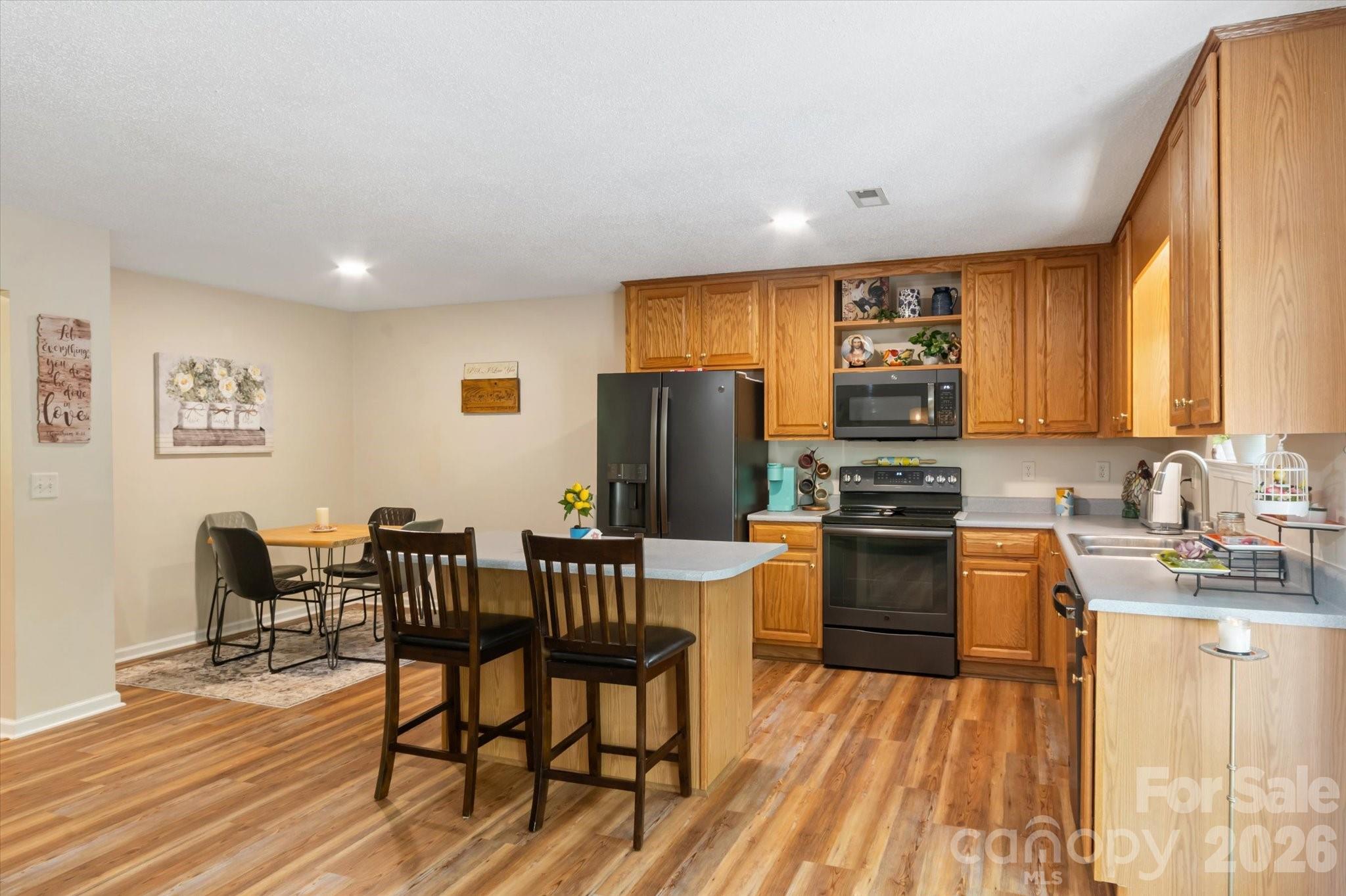Kitchen - 12 Hutchinson Woods, Fletcher