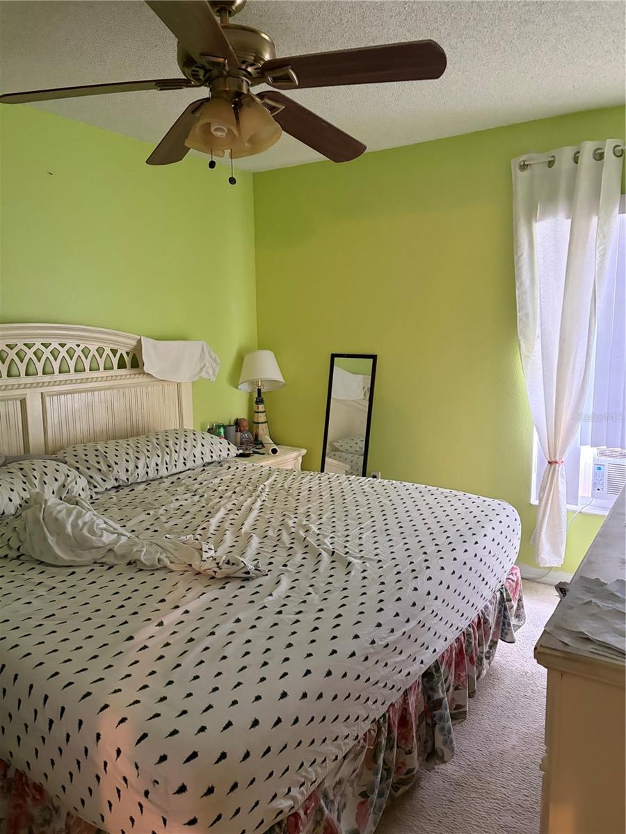 Single Family Residence at 534 EAGLE POINTE S, KISSIMMEE, photo 17 of 23