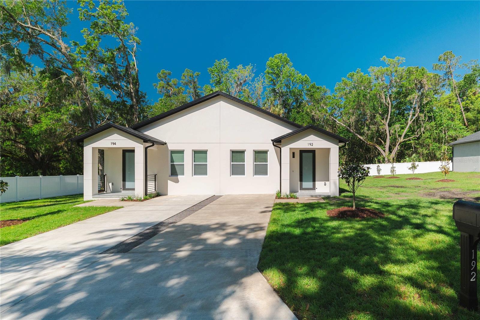Duplex at 192-194 S LEMON AVE, BROOKSVILLE