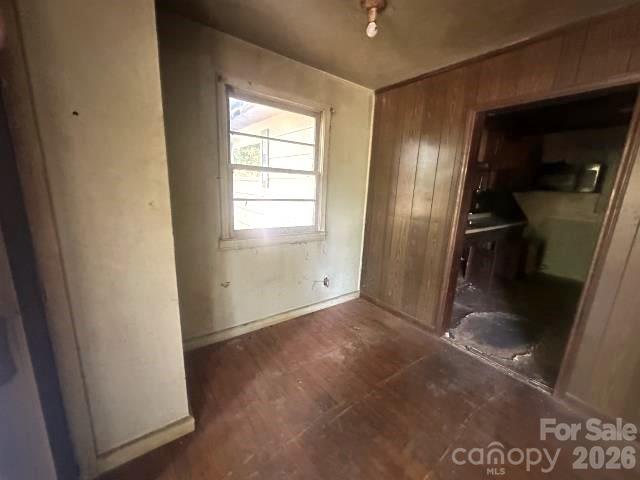 Single Family Residence at 803 Jackson Street, Kings Mountain, photo 3 of 16