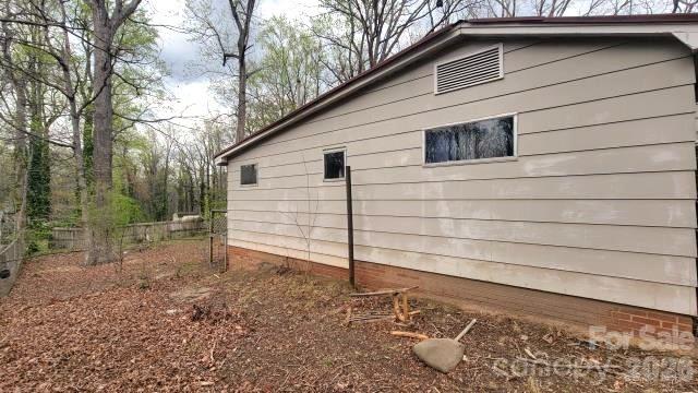 Single Family Residence at 803 Jackson Street, Kings Mountain, photo 9 of 16