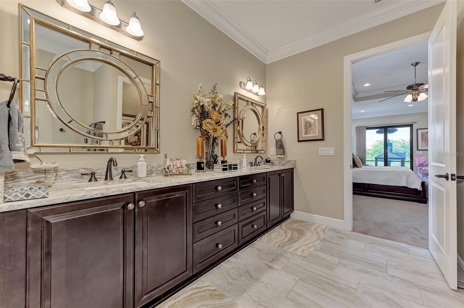 Single Family Residence at 10965 BULLRUSH DR, VENICE, photo 35 of 94