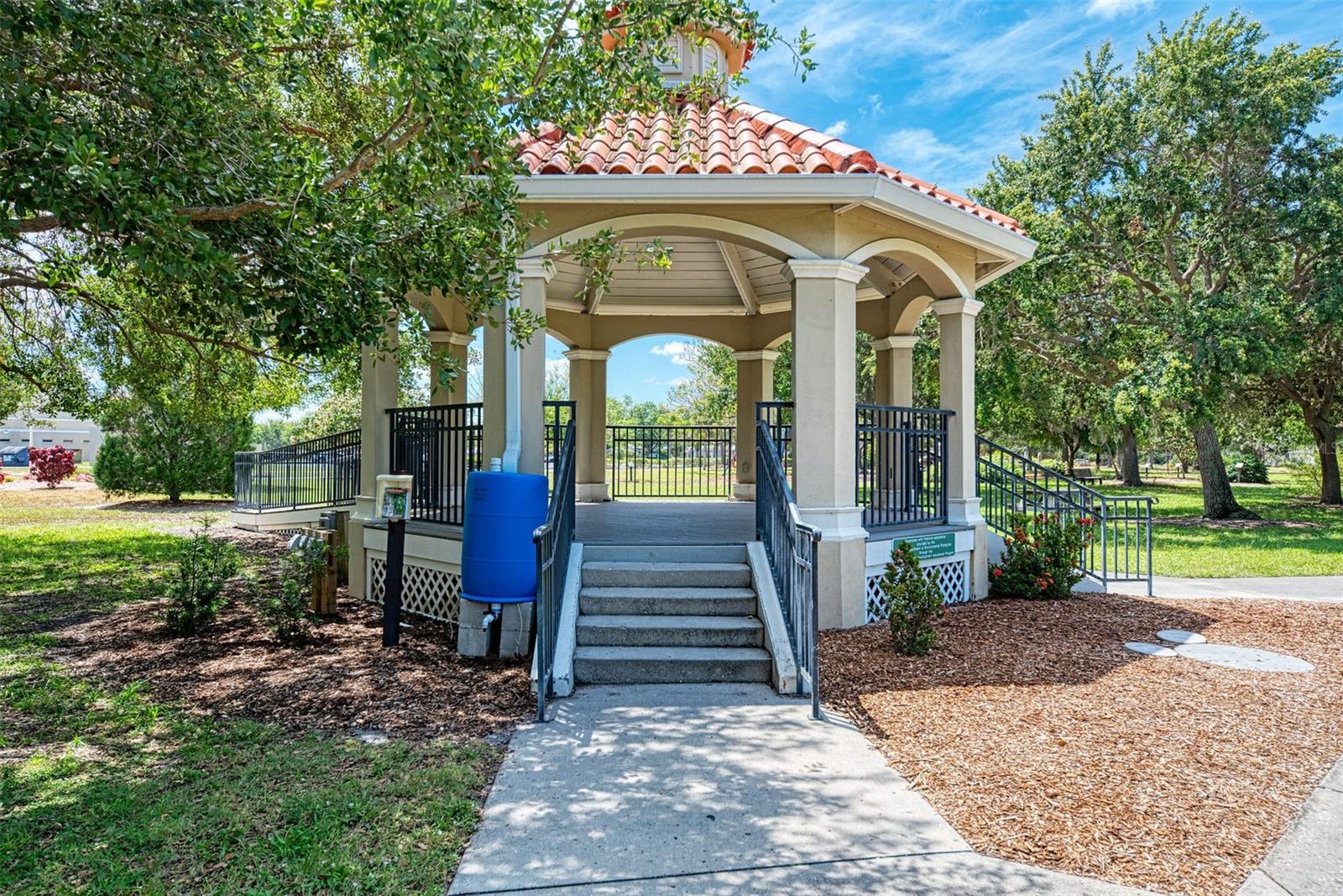 Single Family Residence at 10965 BULLRUSH DR, VENICE, photo 76 of 94