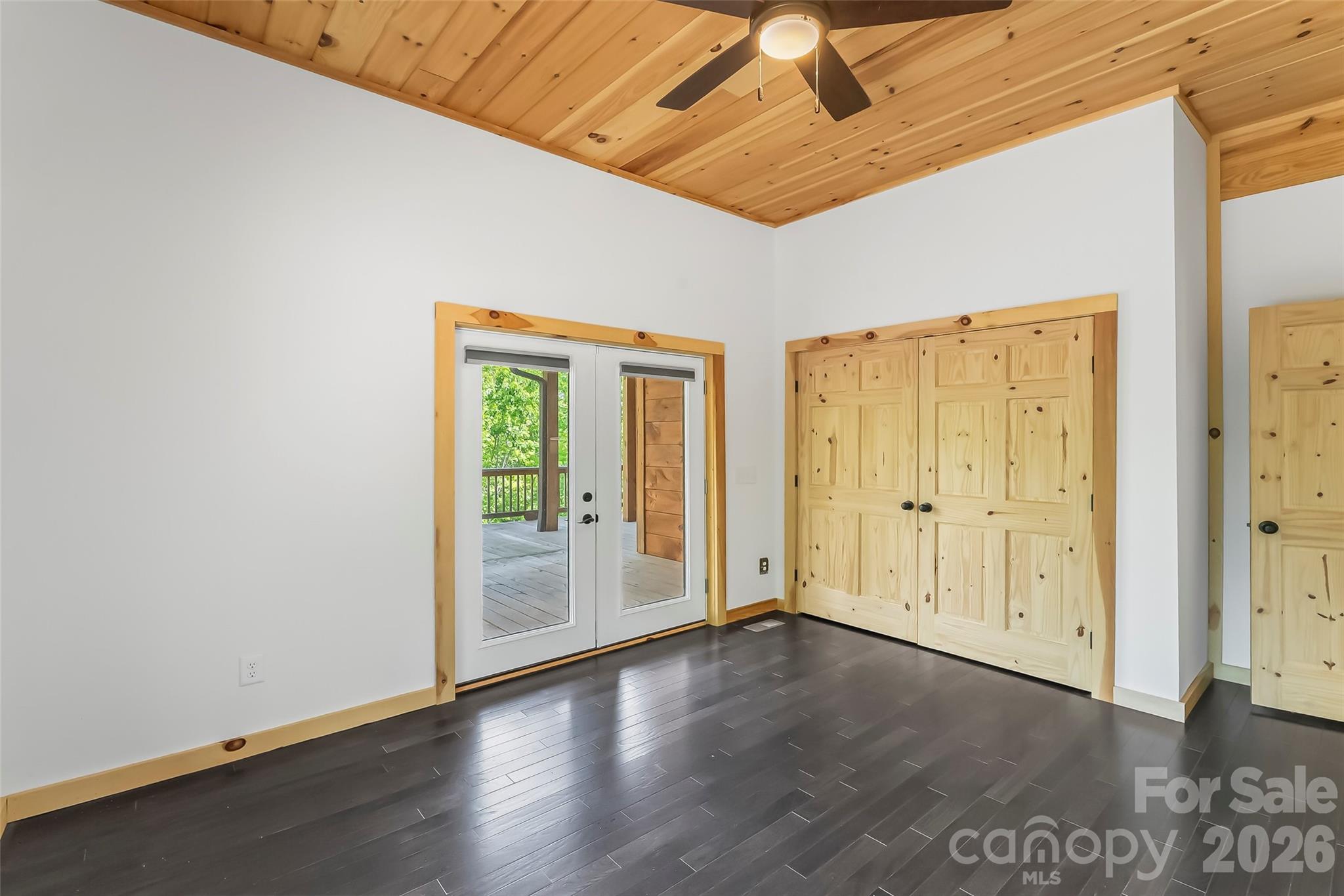Single Family Residence at 265 Grandview Peaks Drive, Nebo, photo 26 of 48