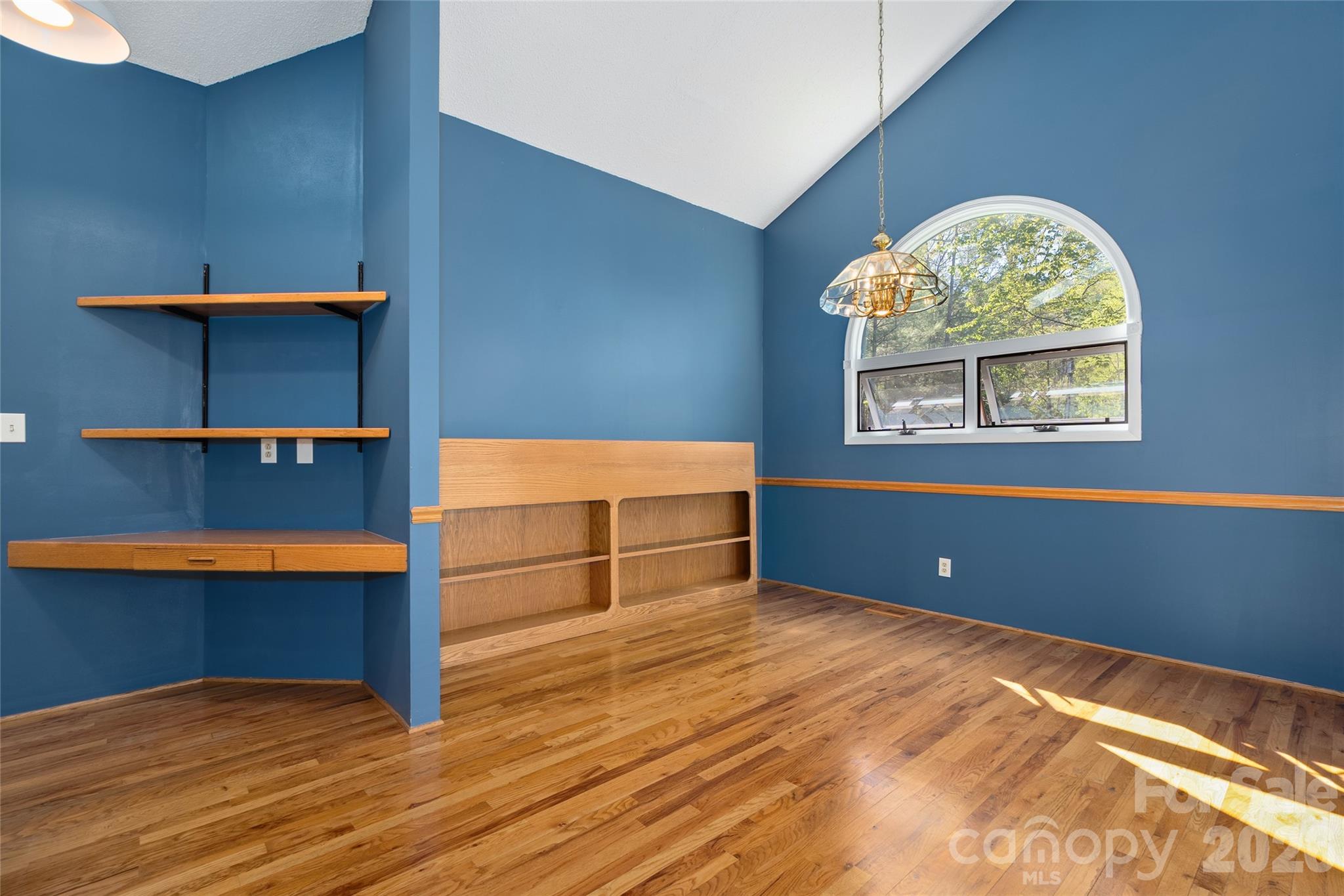 Single Family Residence at 110 Crestwood Road, Asheville, photo 25 of 48