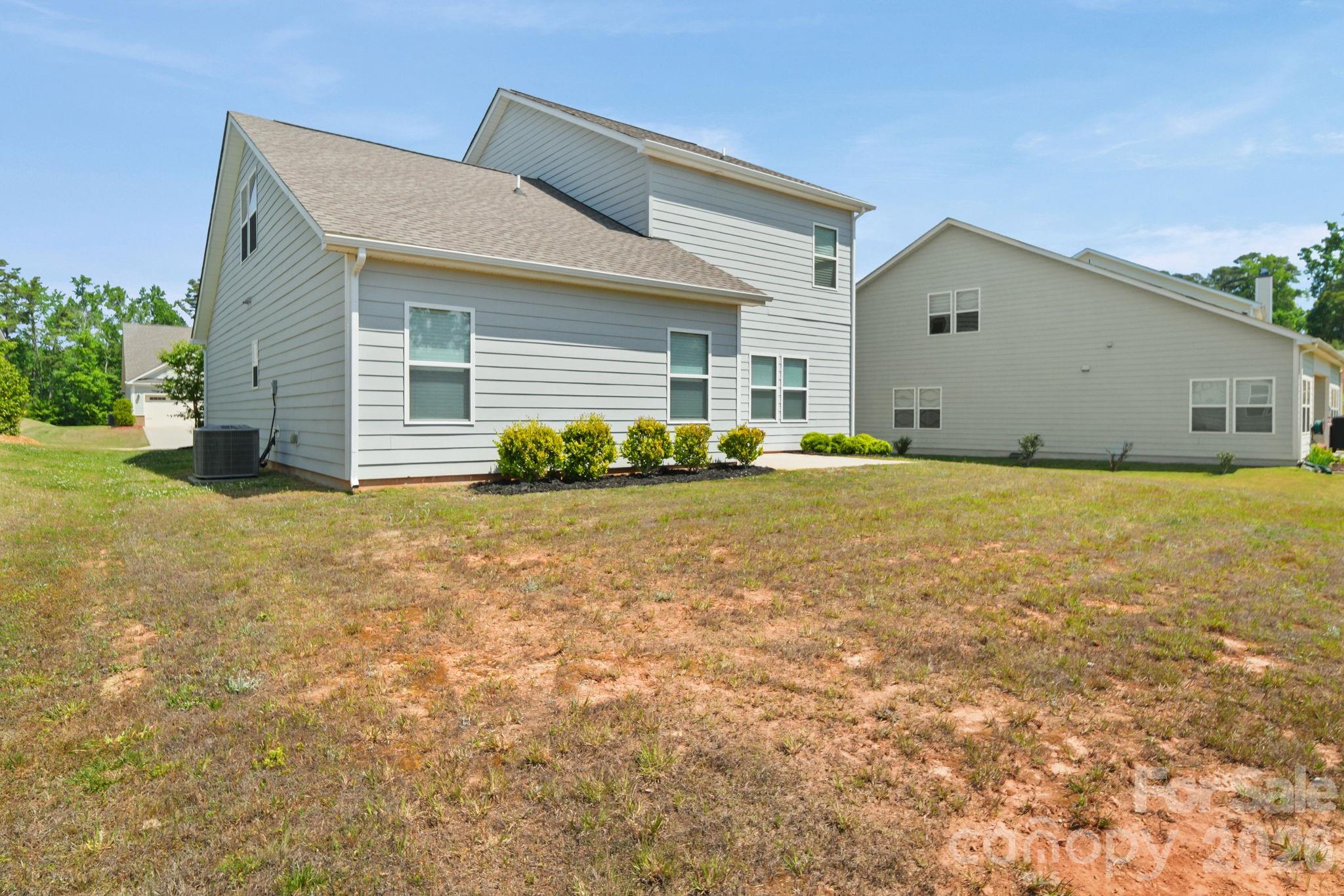 Single Family Residence at 181 Old Harbor Drive, Mount Gilead, photo 9 of 48