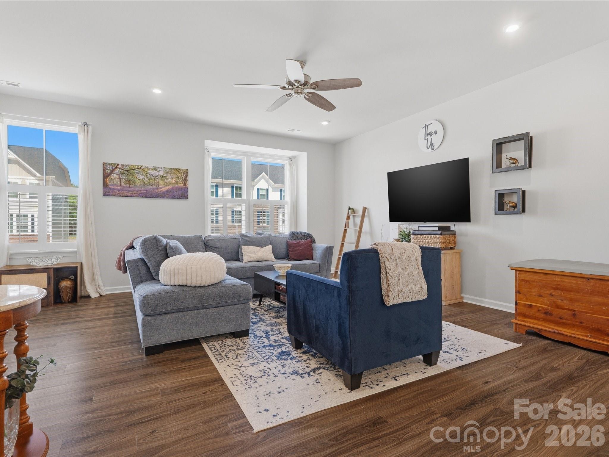 Townhouse at 2527 Grantham Place Drive, Fort Mill, photo 10 of 37
