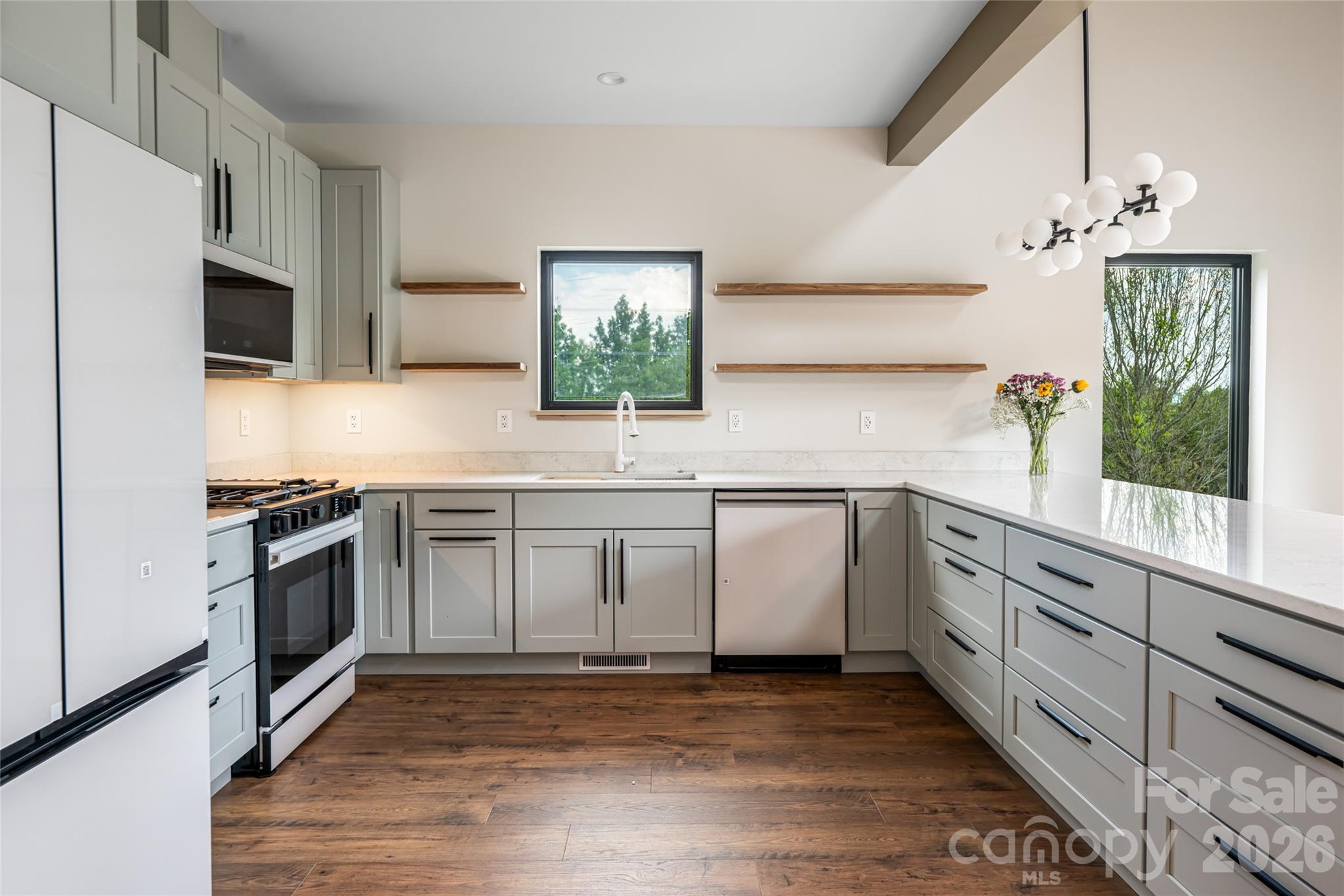 Single Family Residence at 19 Ginger Spice Trail, Weaverville, photo 11 of 49