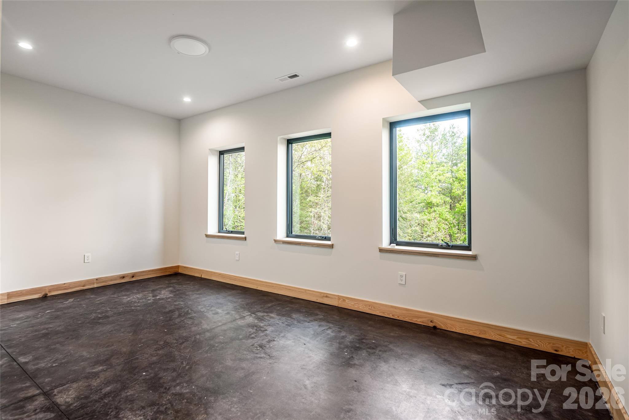 Single Family Residence at 19 Ginger Spice Trail, Weaverville, photo 35 of 49