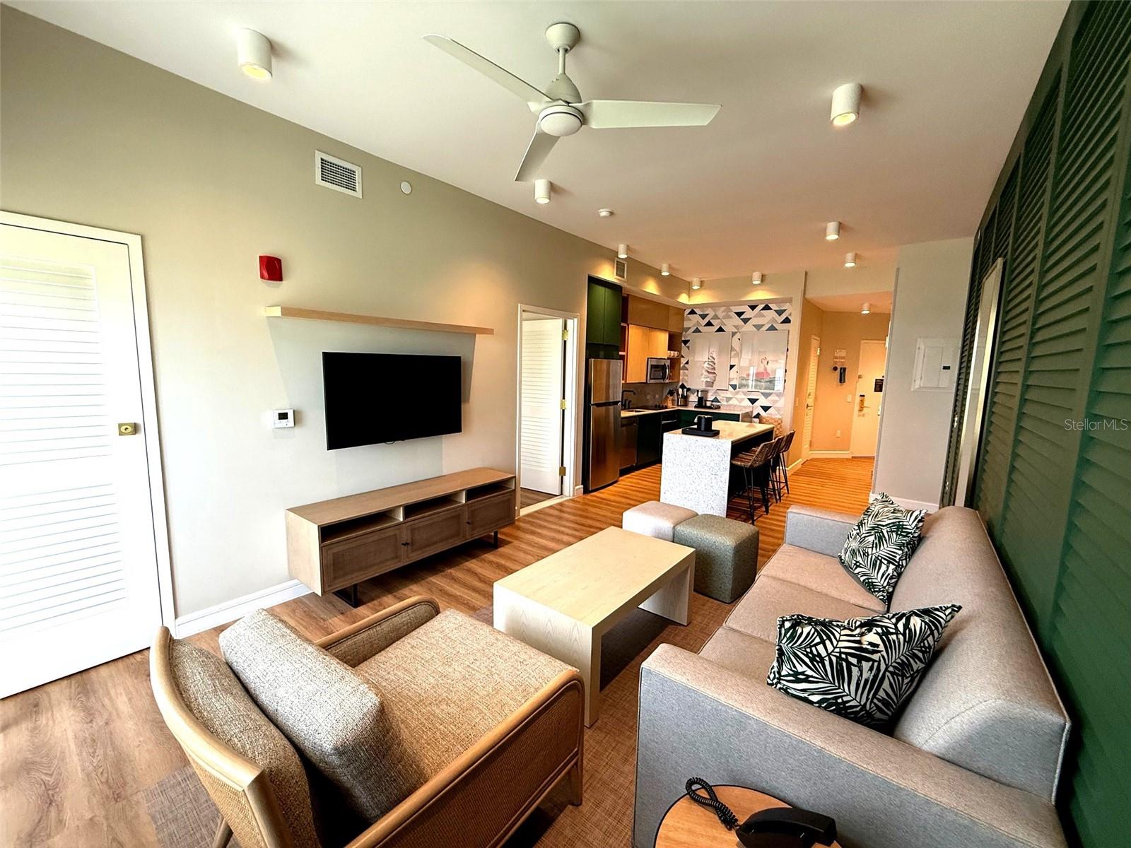Condo - Hotel at 8061 VACATION AVE #216, KISSIMMEE, photo 16 of 24