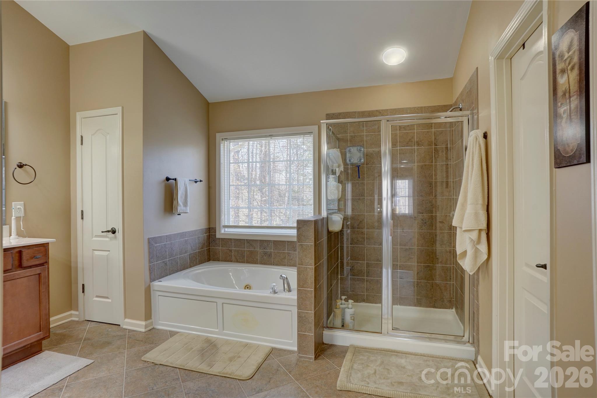 Single Family Residence at 15100 Durmast Court, Mint Hill, photo 13 of 48