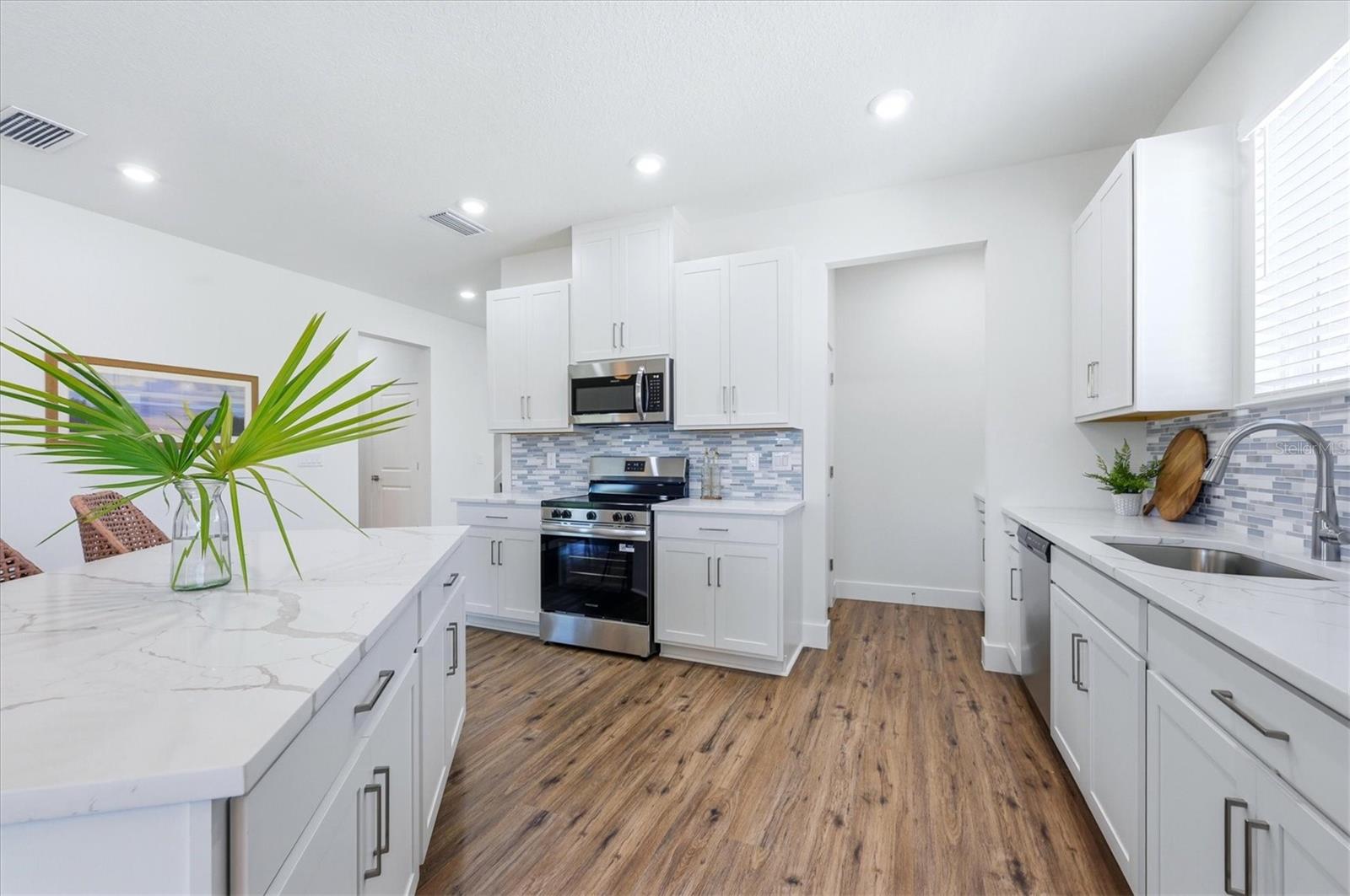 Pantry and coffee station built-in - 12387 MINOT AVE, PORT CHARLOTTE