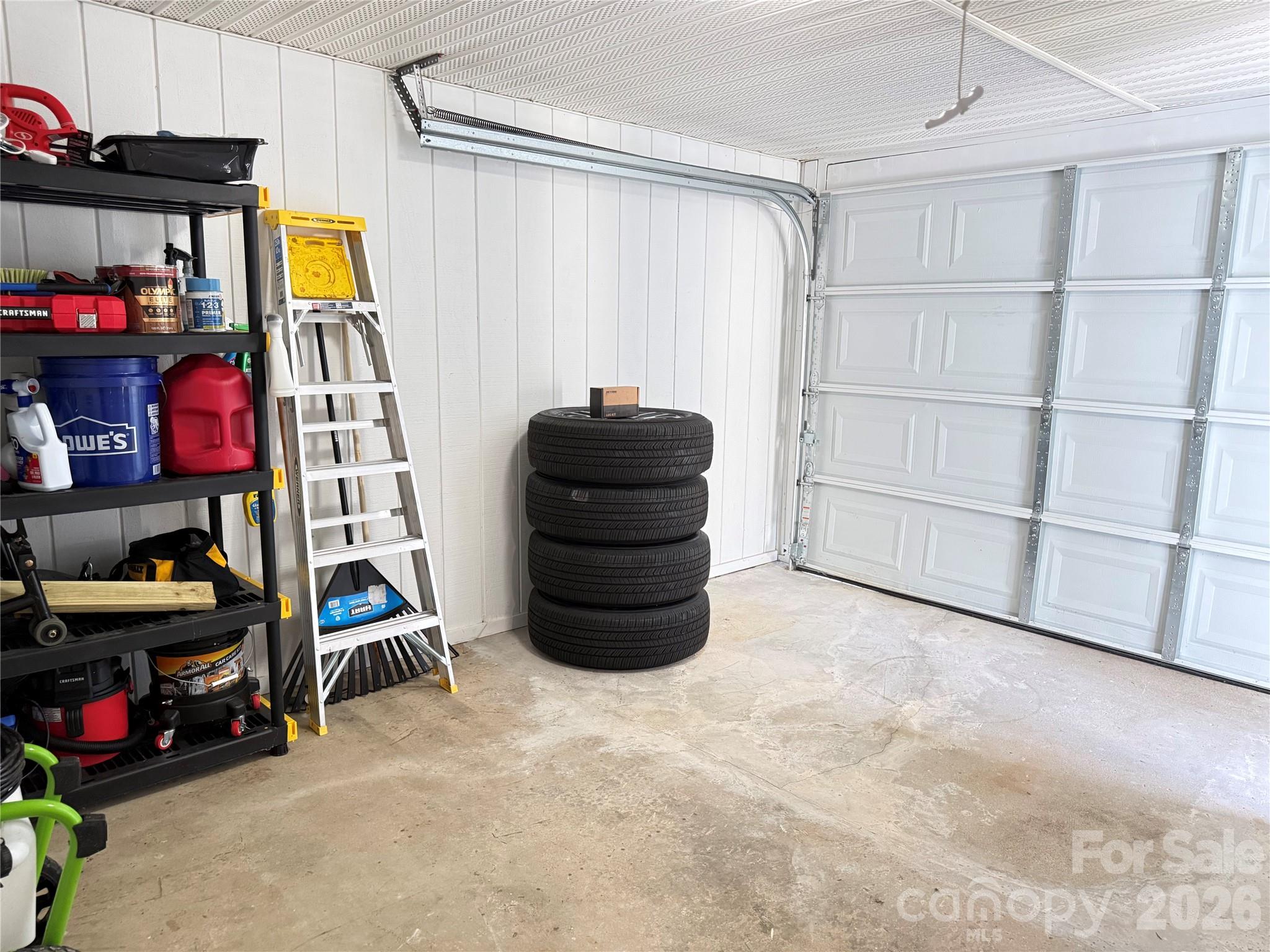 Garage - 1442 Lee Pearson Road, Lenoir