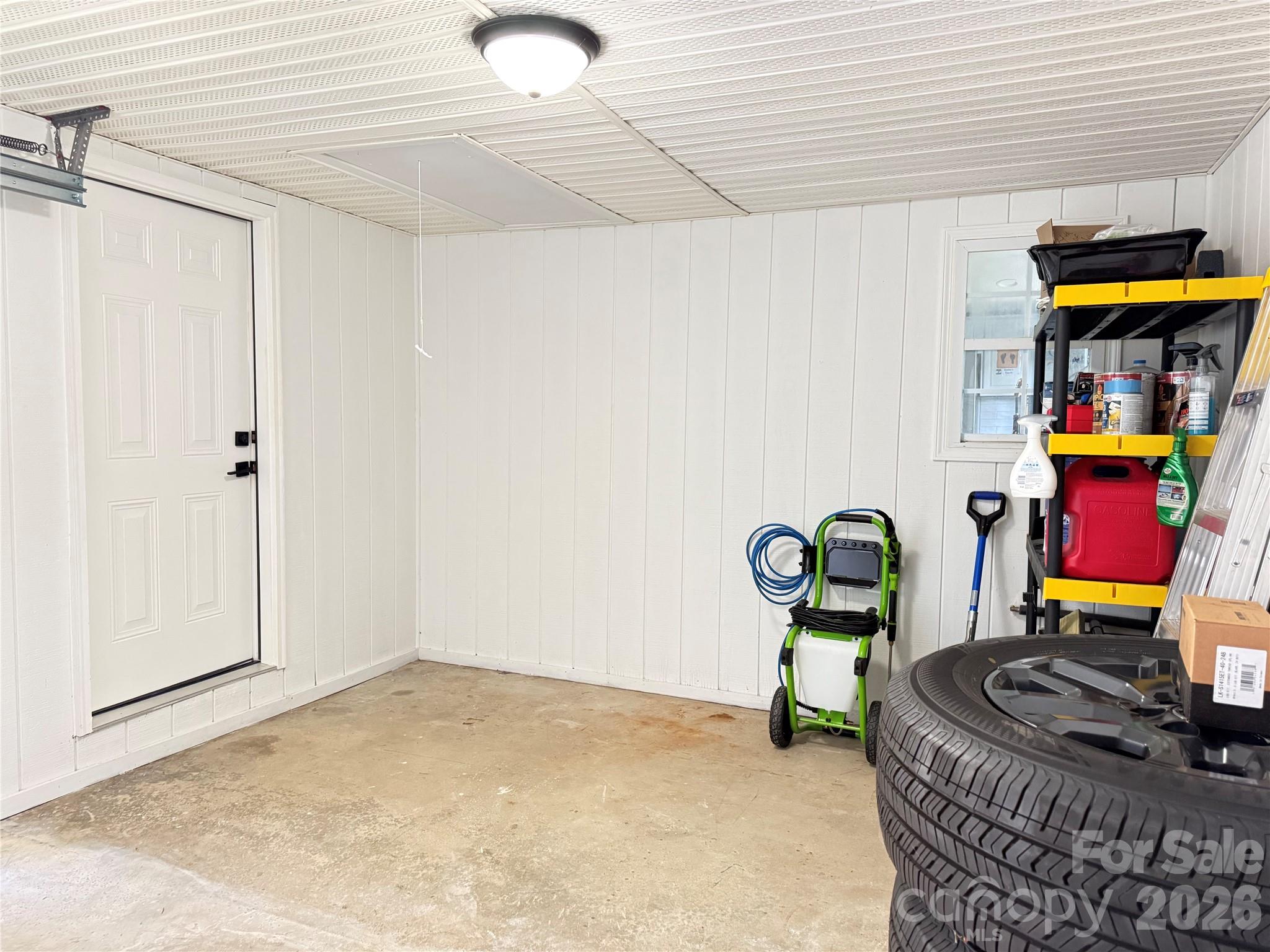Garage - 1442 Lee Pearson Road, Lenoir