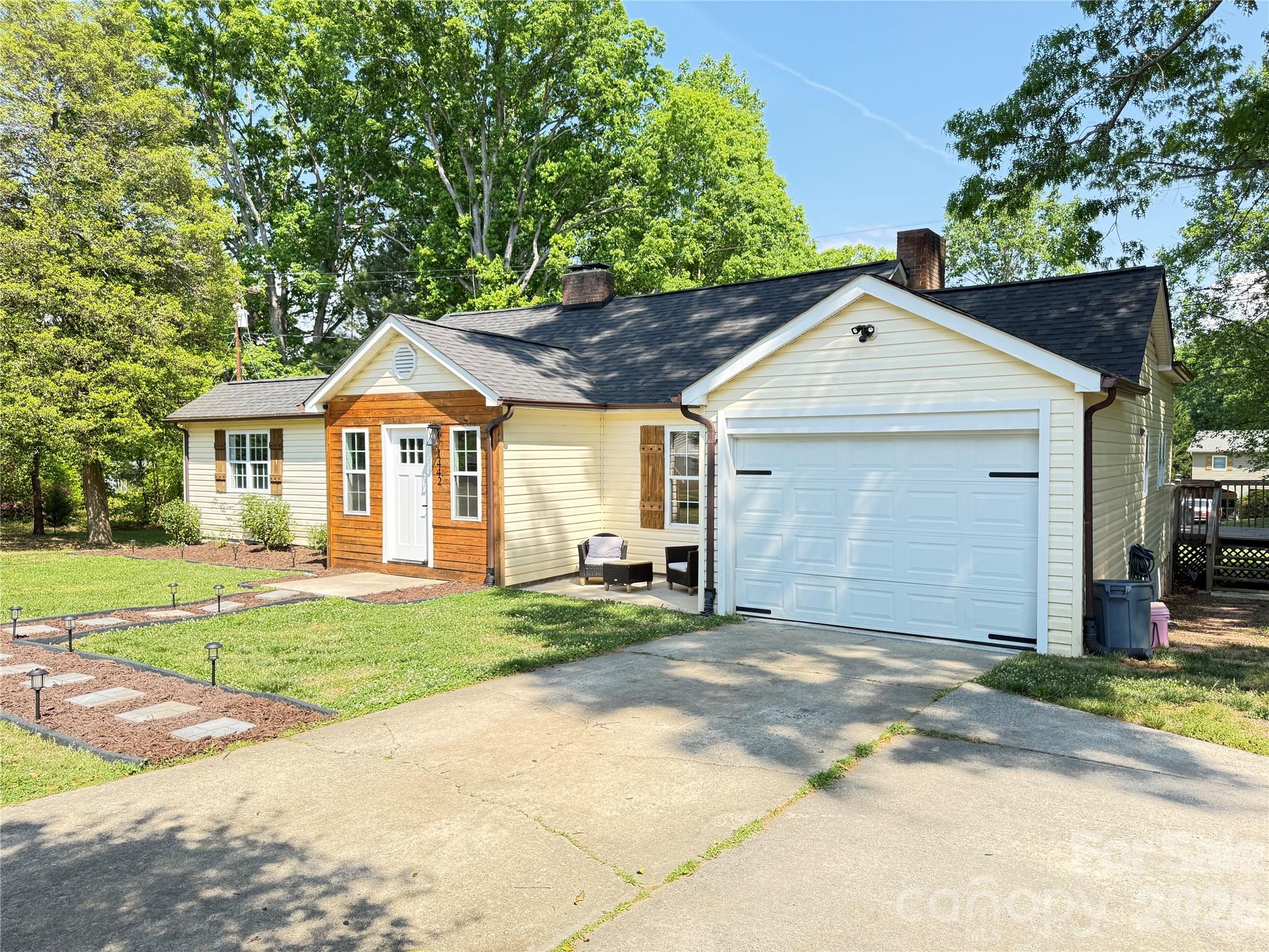 Single Family Residence at 1442 Lee Pearson Road, Lenoir, photo 35 of 44
