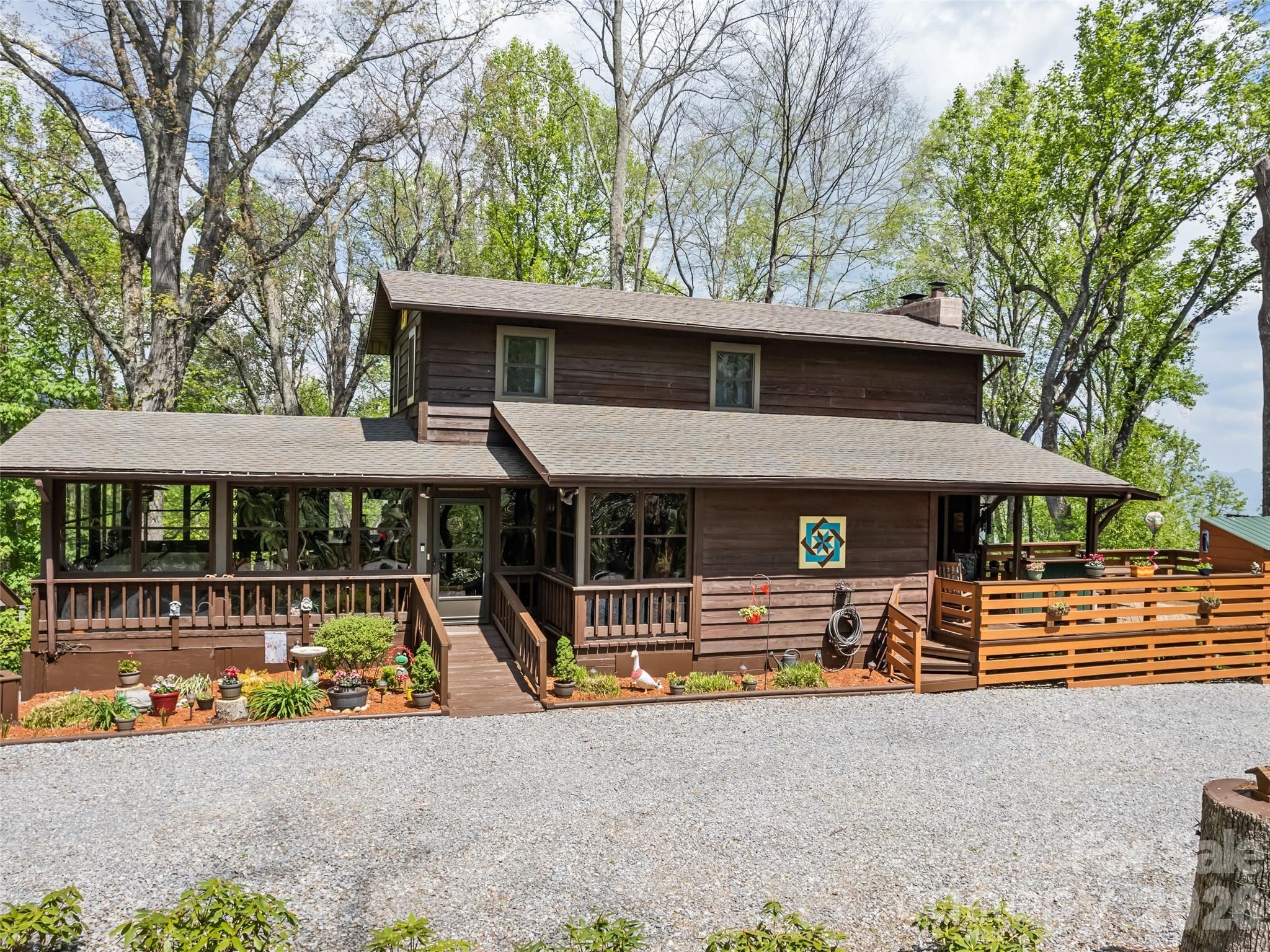 Single Family Residence at 2863 Heath Peak Road, Waynesville, photo 2 of 48