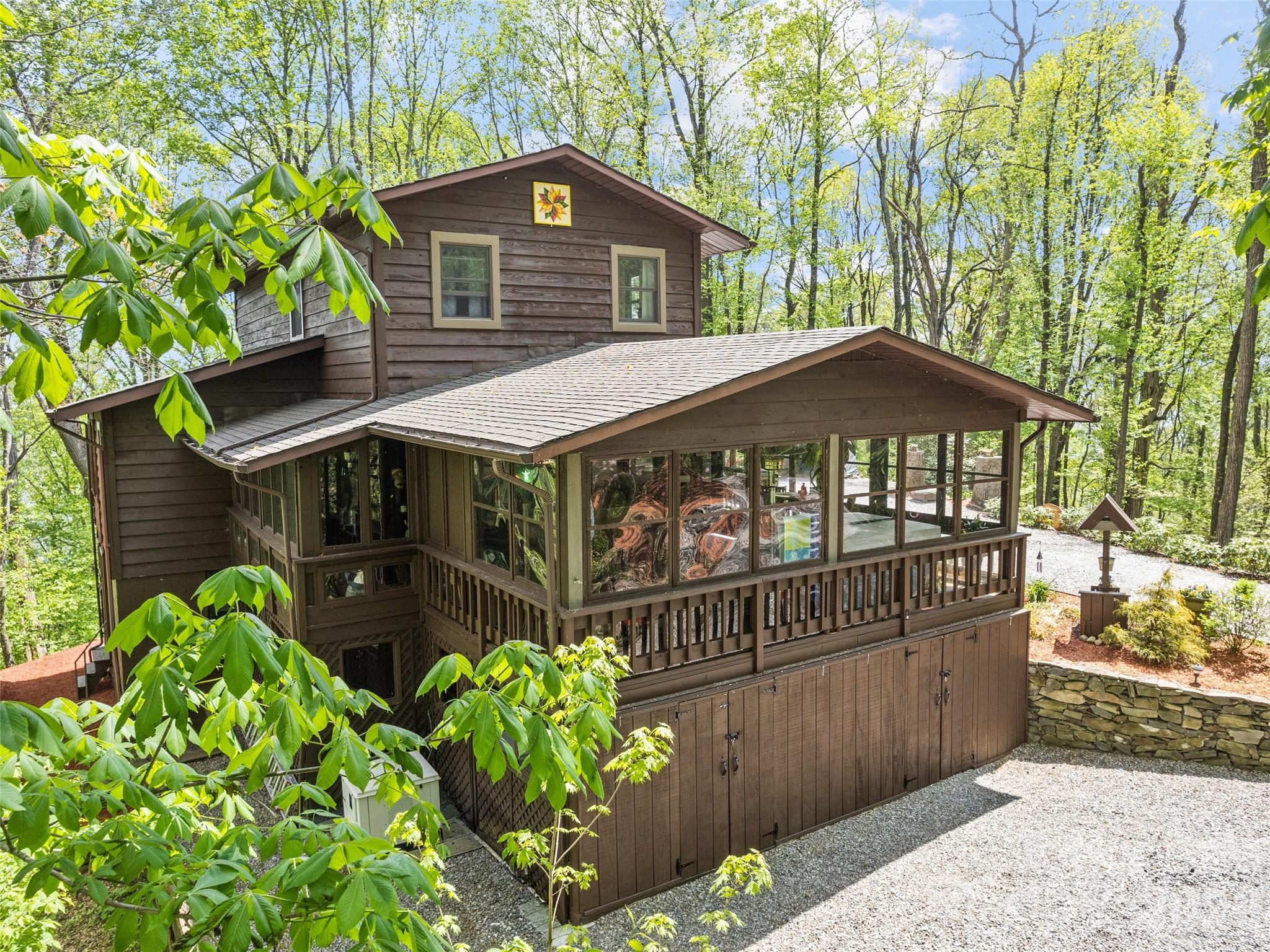 Single Family Residence at 2863 Heath Peak Road, Waynesville, photo 5 of 48