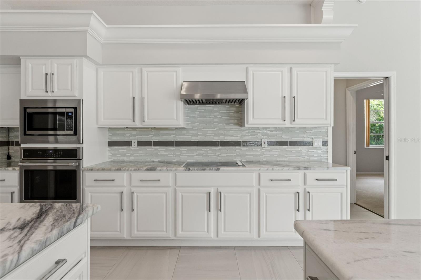KITCHEN - 6153 NEW OSPREY PT, SPRING HILL