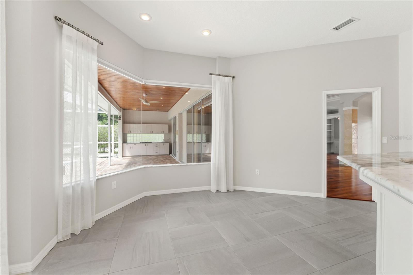 DINETTE - 6153 NEW OSPREY PT, SPRING HILL