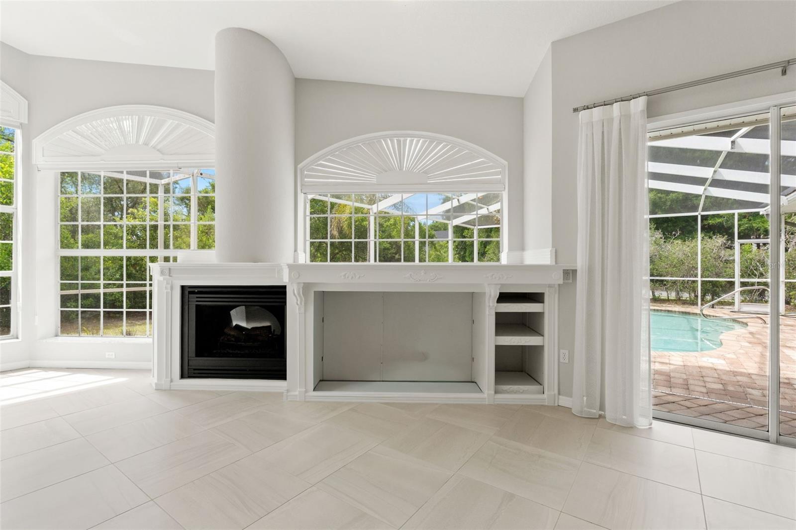 FAMILY ROOM - 6153 NEW OSPREY PT, SPRING HILL