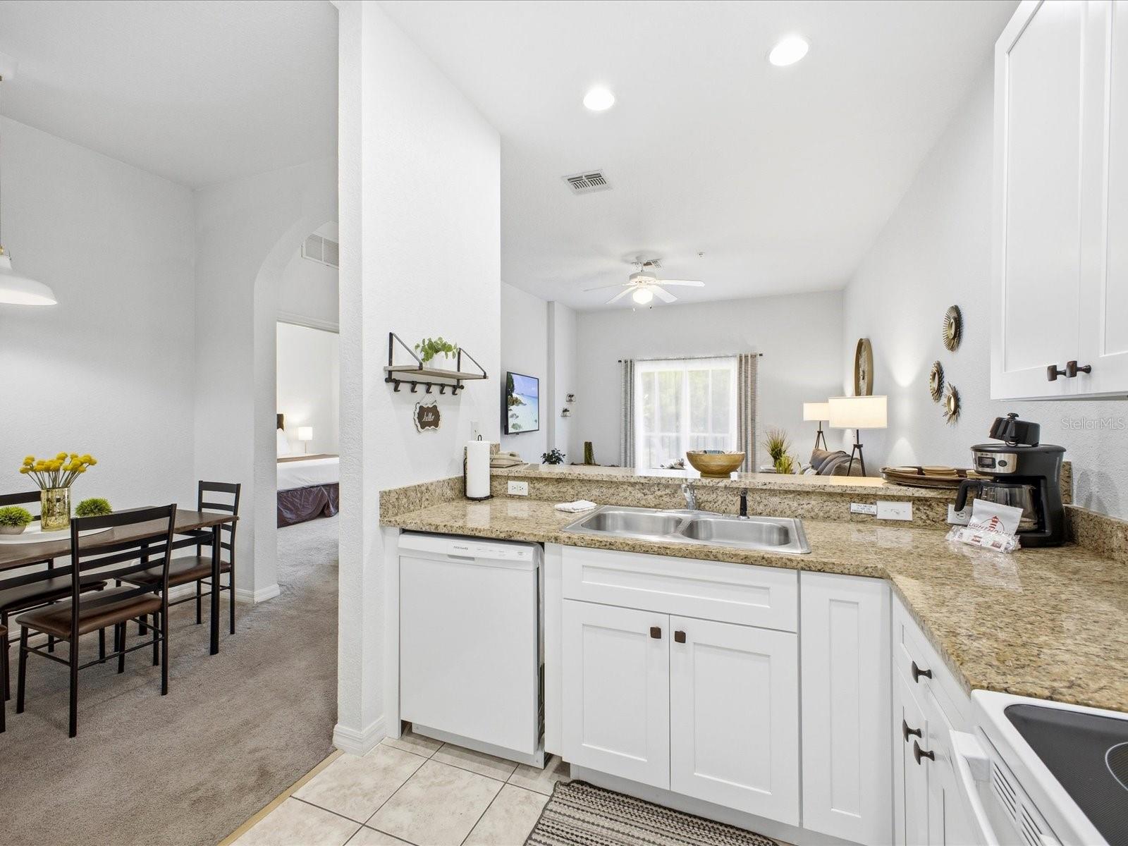 Condominium at 206 ANDROS AVENUE #15202, DAVENPORT, photo 11 of 46