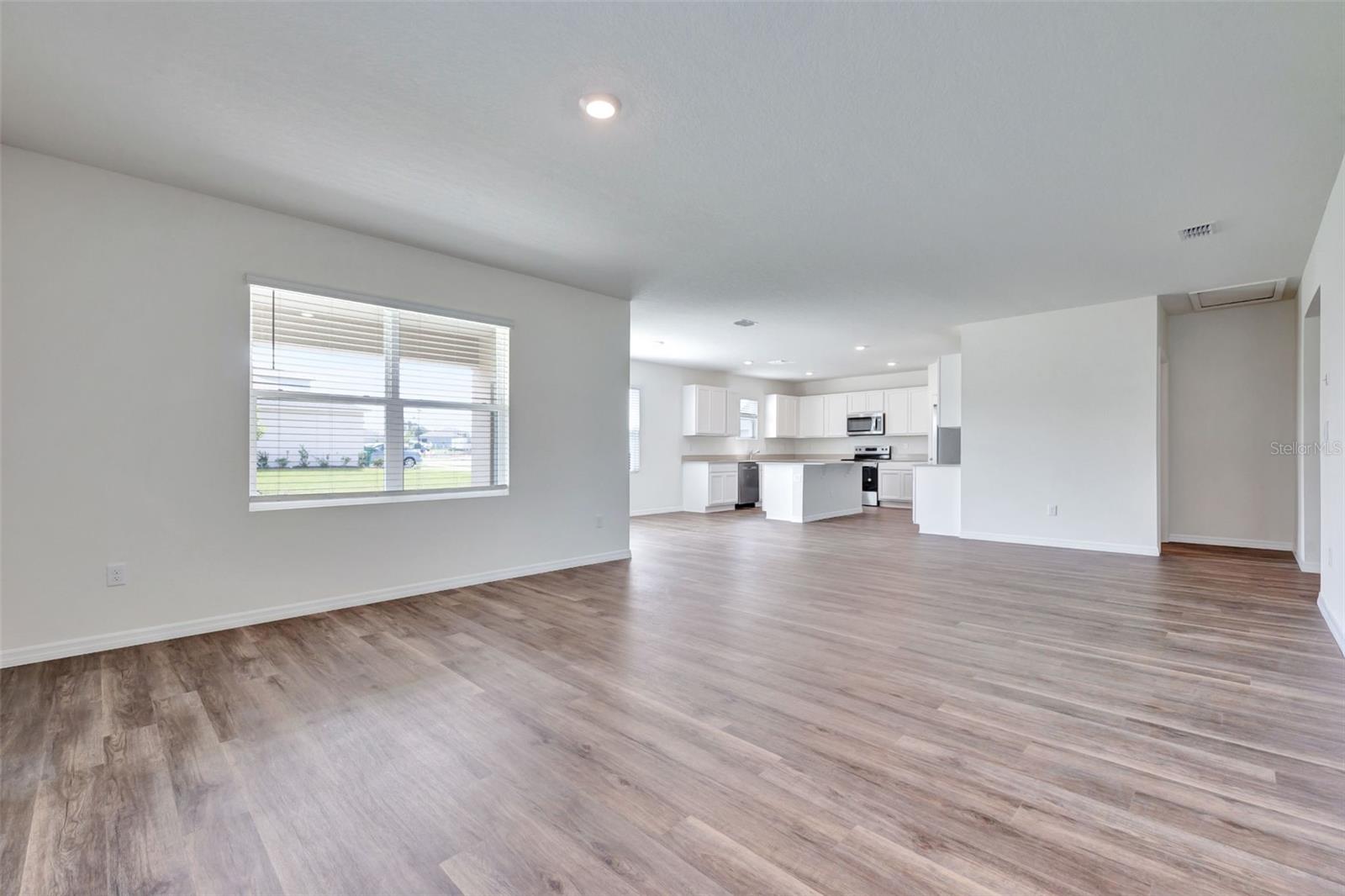 Single Family Residence at 3610 PFEIFFER FALLS PL, DAVENPORT, photo 5 of 28