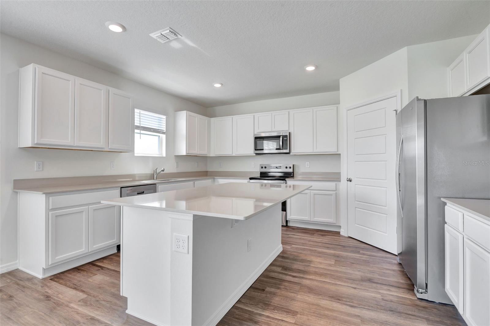 Single Family Residence at 3610 PFEIFFER FALLS PL, DAVENPORT, photo 9 of 28