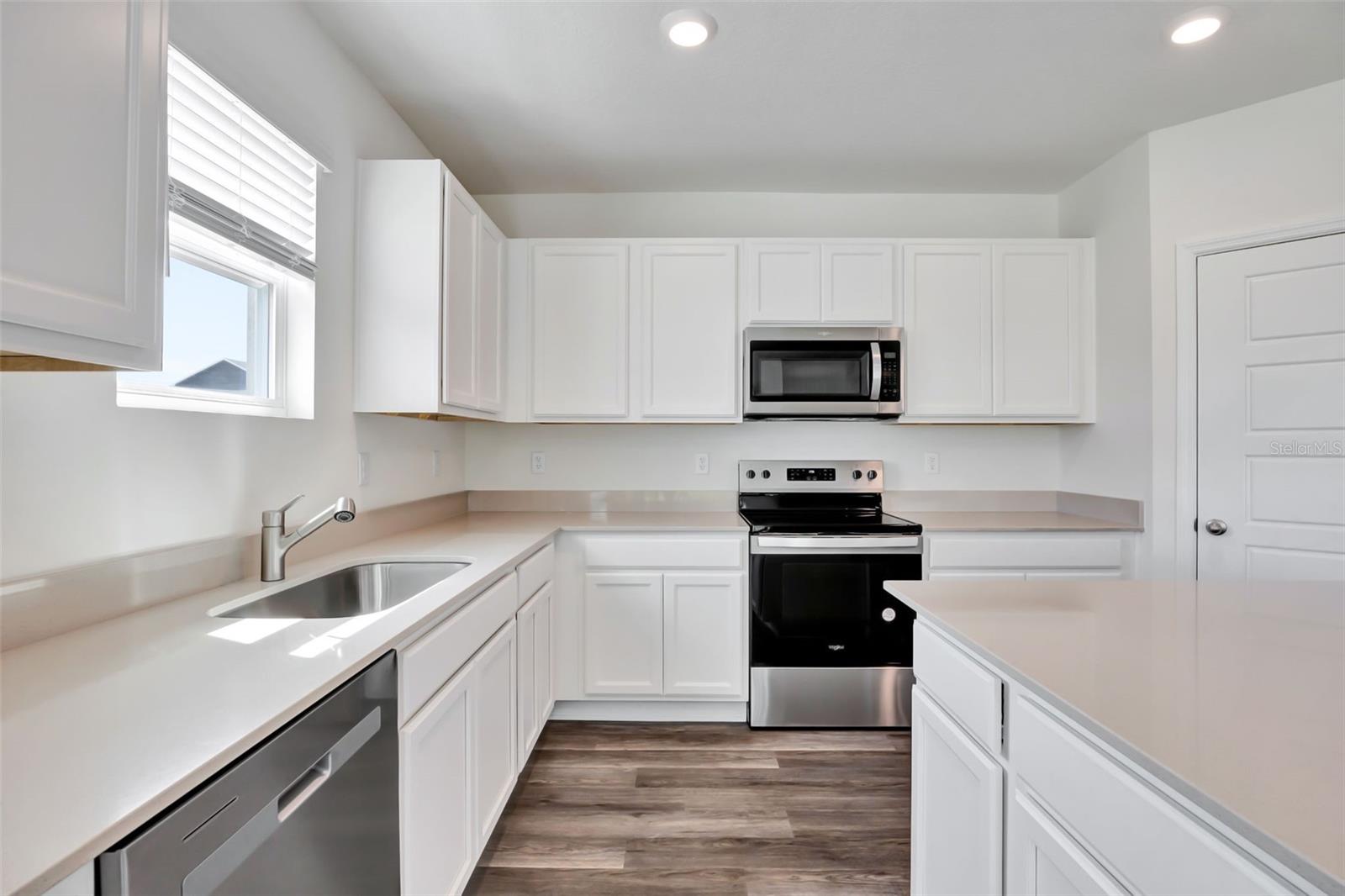 Single Family Residence at 3610 PFEIFFER FALLS PL, DAVENPORT, photo 10 of 28