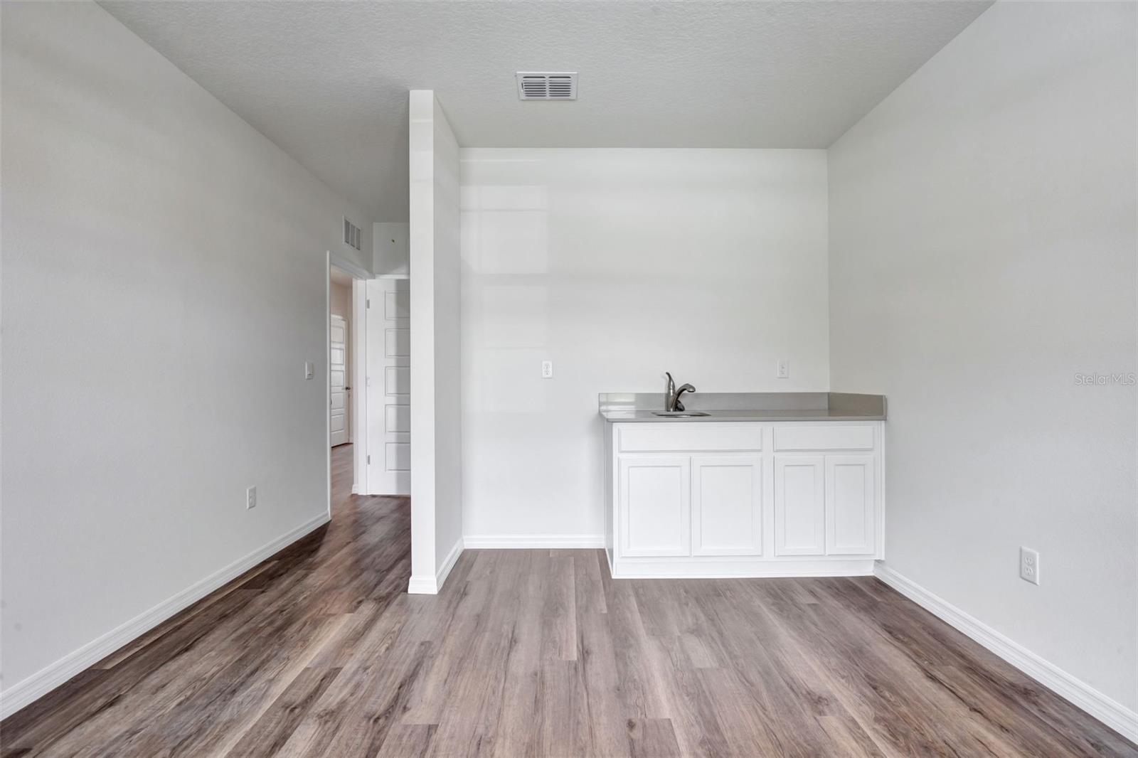 Single Family Residence at 3610 PFEIFFER FALLS PL, DAVENPORT, photo 14 of 28
