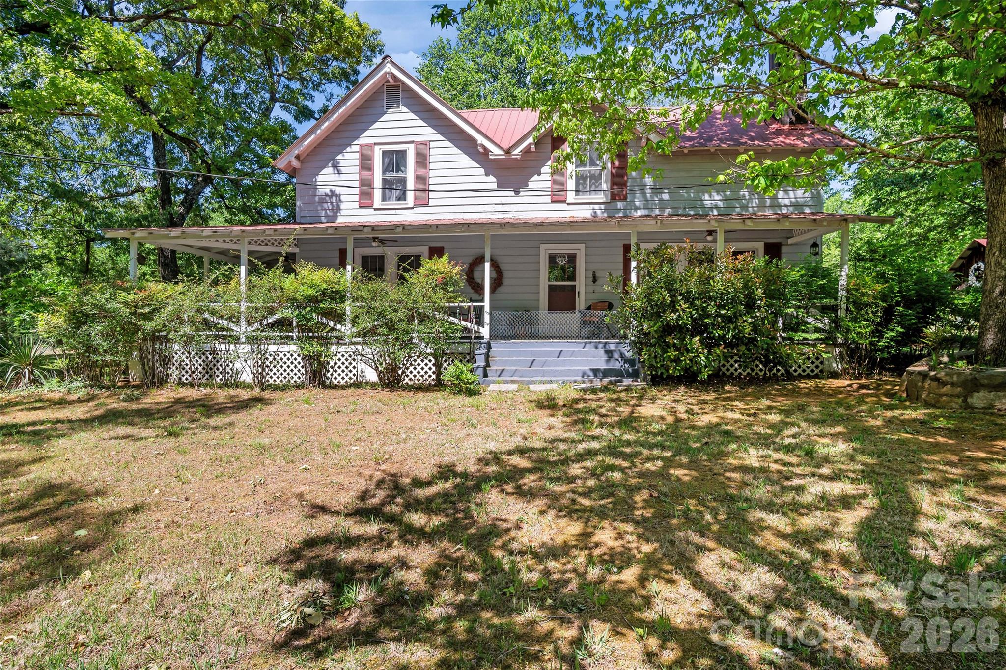 Single Family Residence at 283 Constant Lane, Columbus, photo 12 of 48