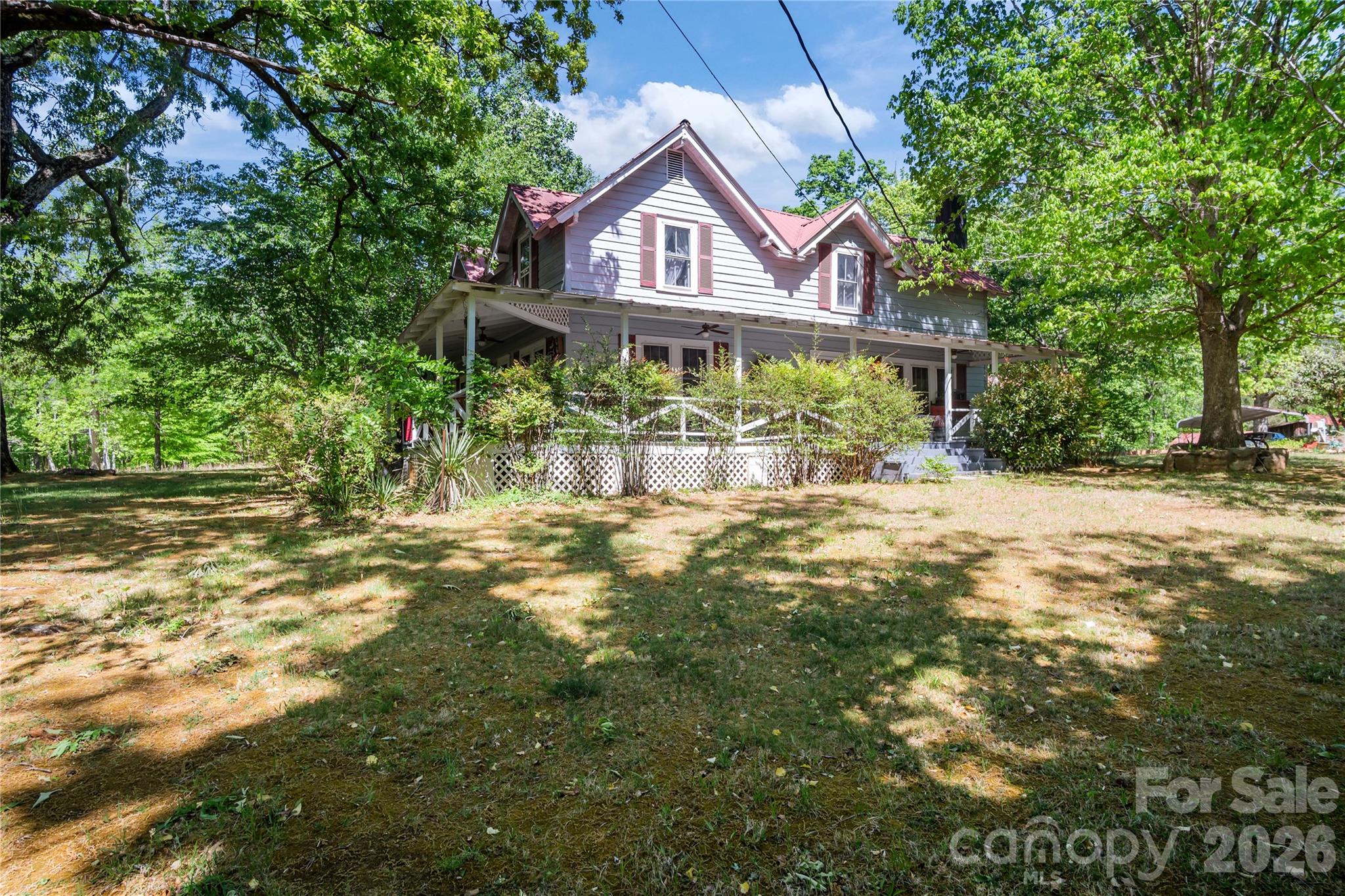 Single Family Residence at 283 Constant Lane, Columbus, photo 13 of 48