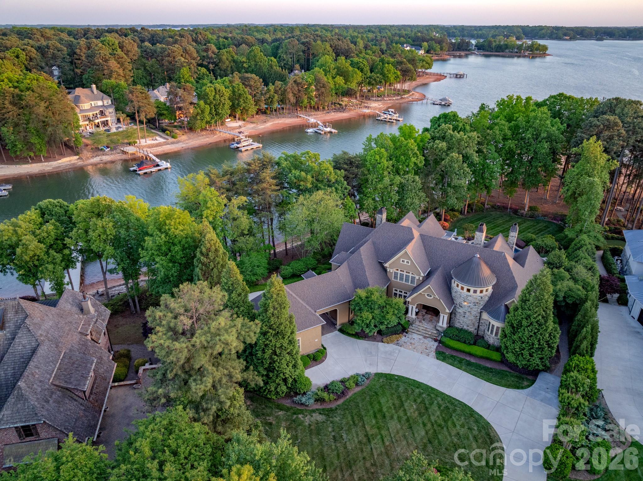 Single Family Residence at 155 Union Chapel Drive, Mooresville, photo 6 of 49