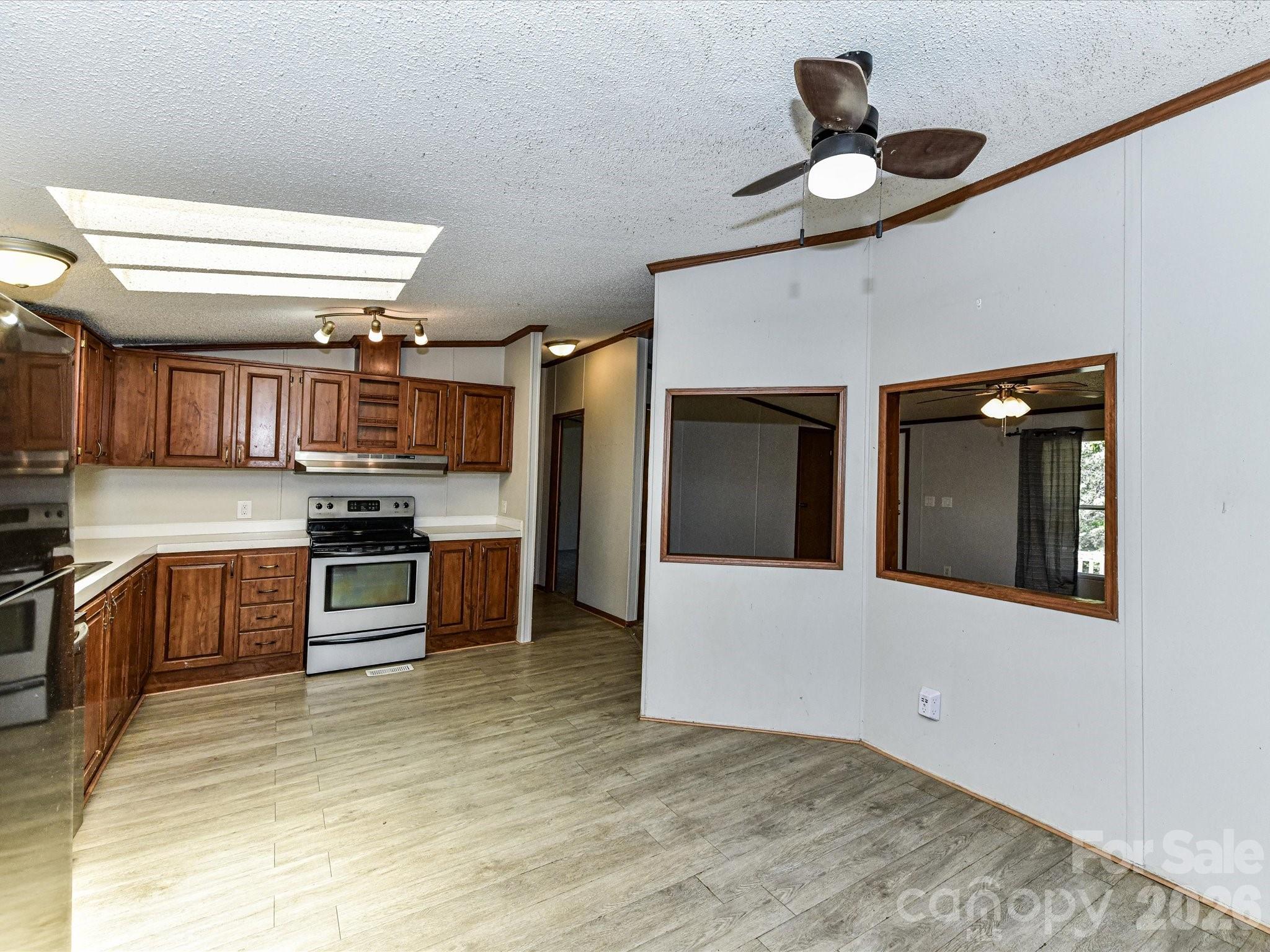 Single Family Residence at 3690 Vickery Drive, Maiden, photo 15 of 38
