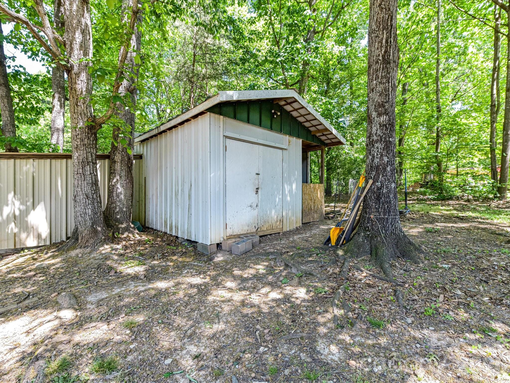 Single Family Residence at 3690 Vickery Drive, Maiden, photo 35 of 38