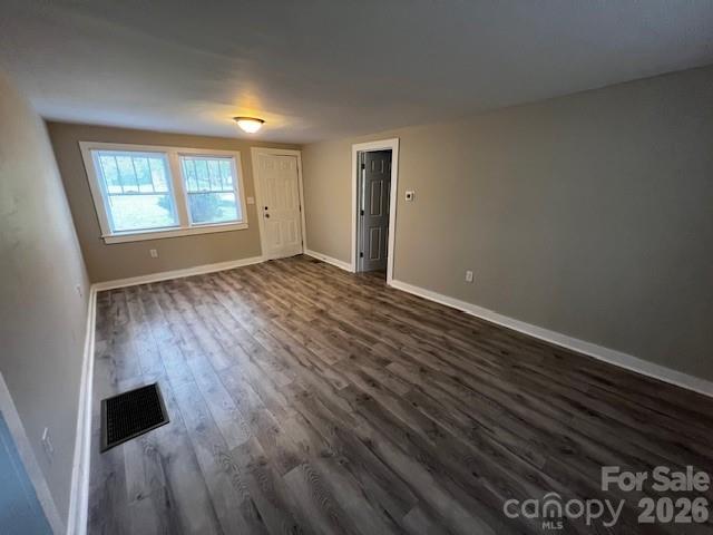 Triplex at 911 Hickory Grove Road, Gastonia, photo 25 of 30