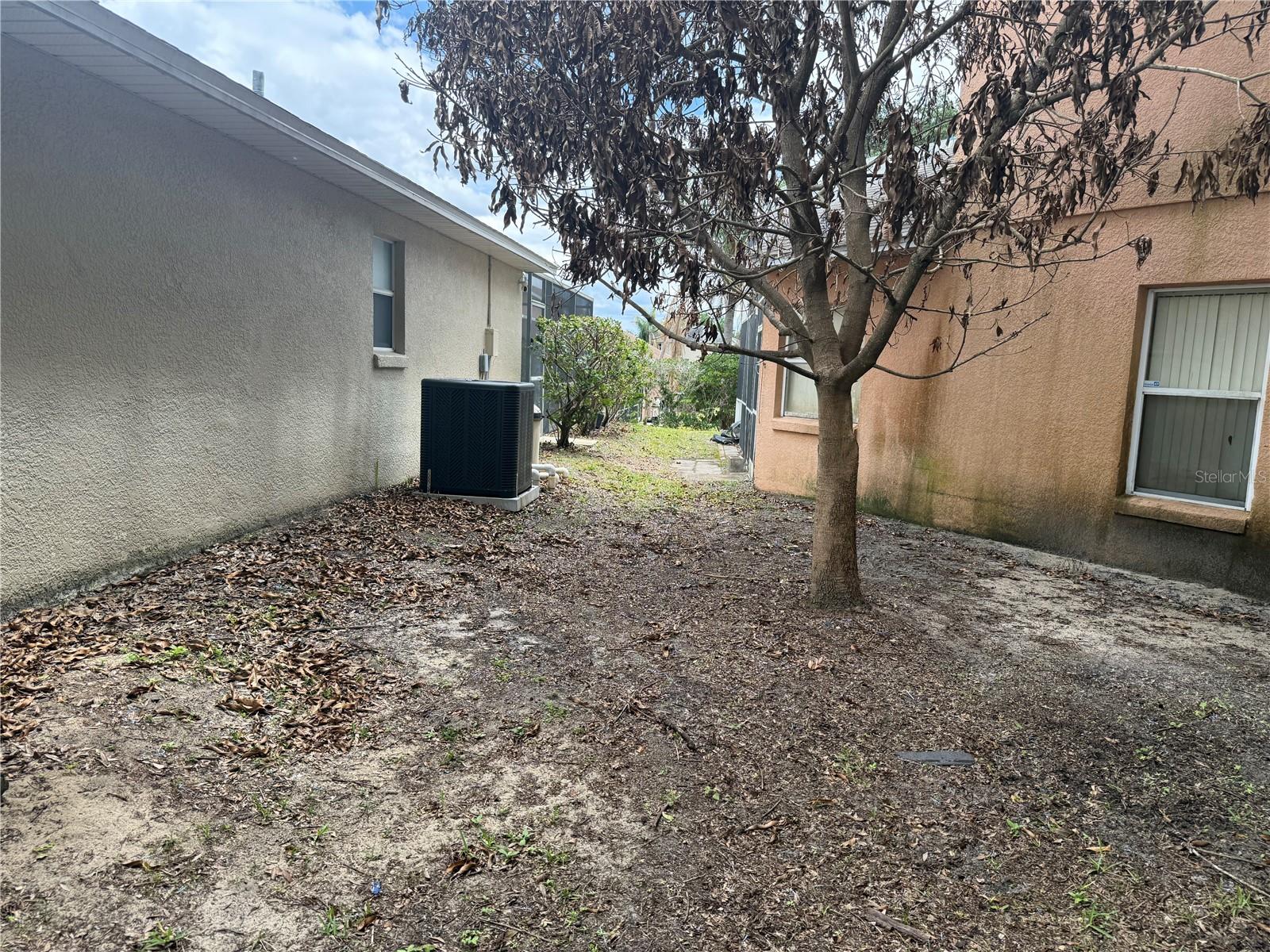 Single Family Residence at 8128 YELLOW CRANE DR, KISSIMMEE, photo 44 of 55