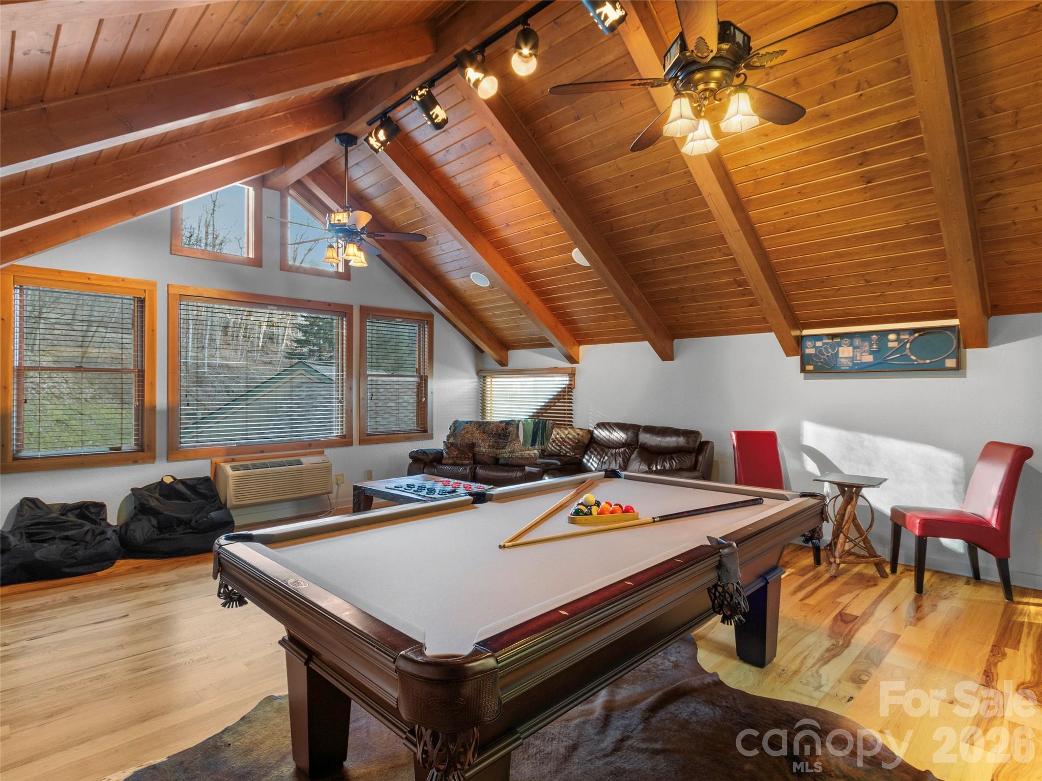 Single Family Residence at 71 Ivy Ridge Road, Burnsville, photo 16 of 28