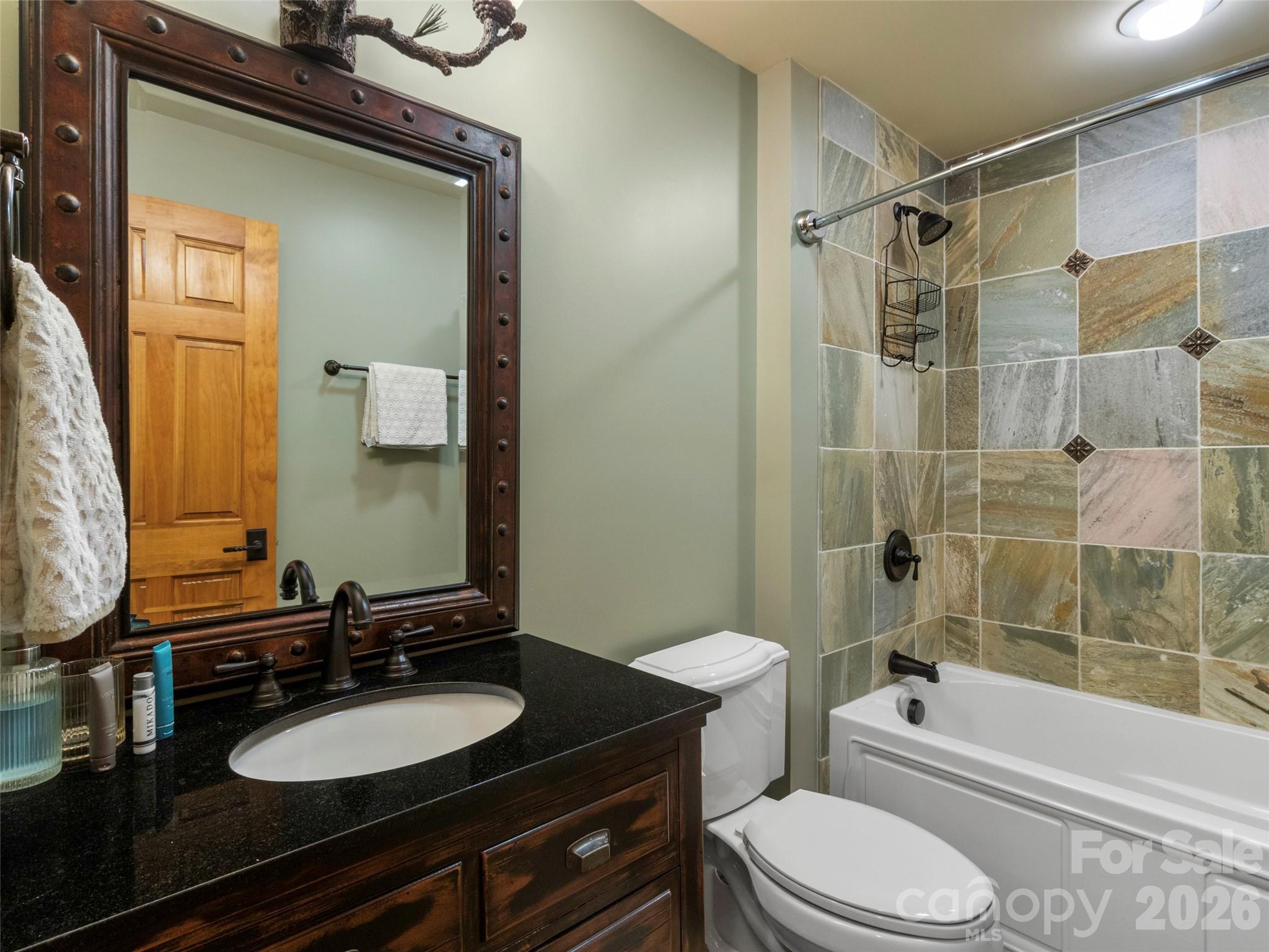 Single Family Residence at 71 Ivy Ridge Road, Burnsville, photo 24 of 28