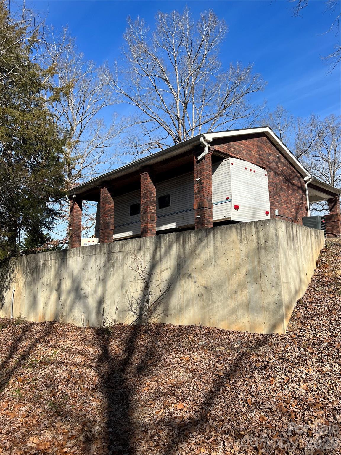 Single Family Residence at 129 Twin Bluff Trail, Mount Gilead, photo 10 of 24