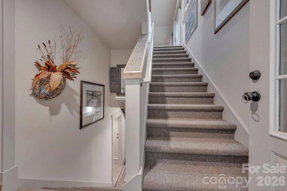 Single Family Residence at 178 Whetstone Gap Road, Lake Toxaway, photo 9 of 29