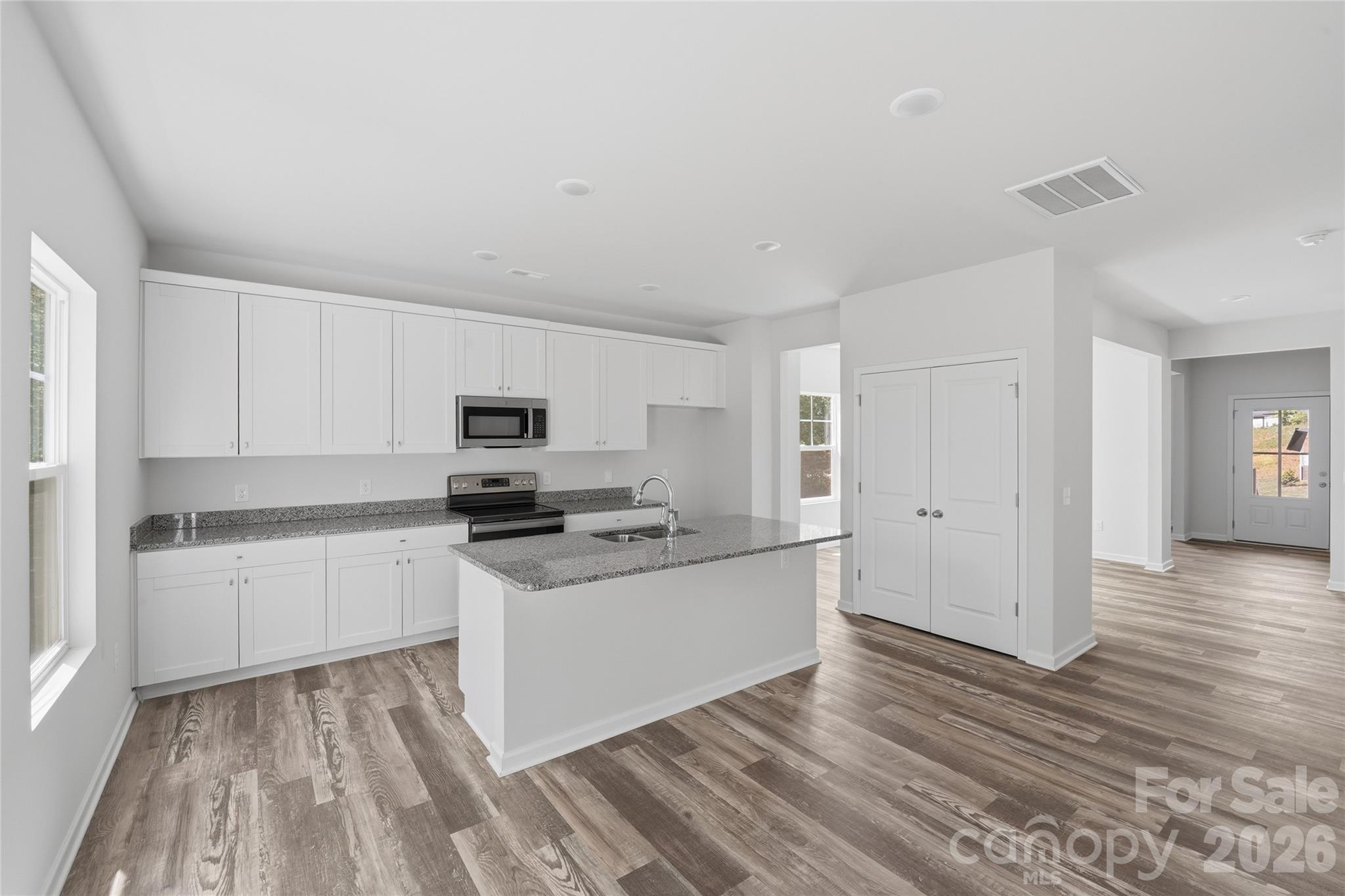 Single Family Residence at 5156 Mark Drive NE, Hickory, photo 14 of 37