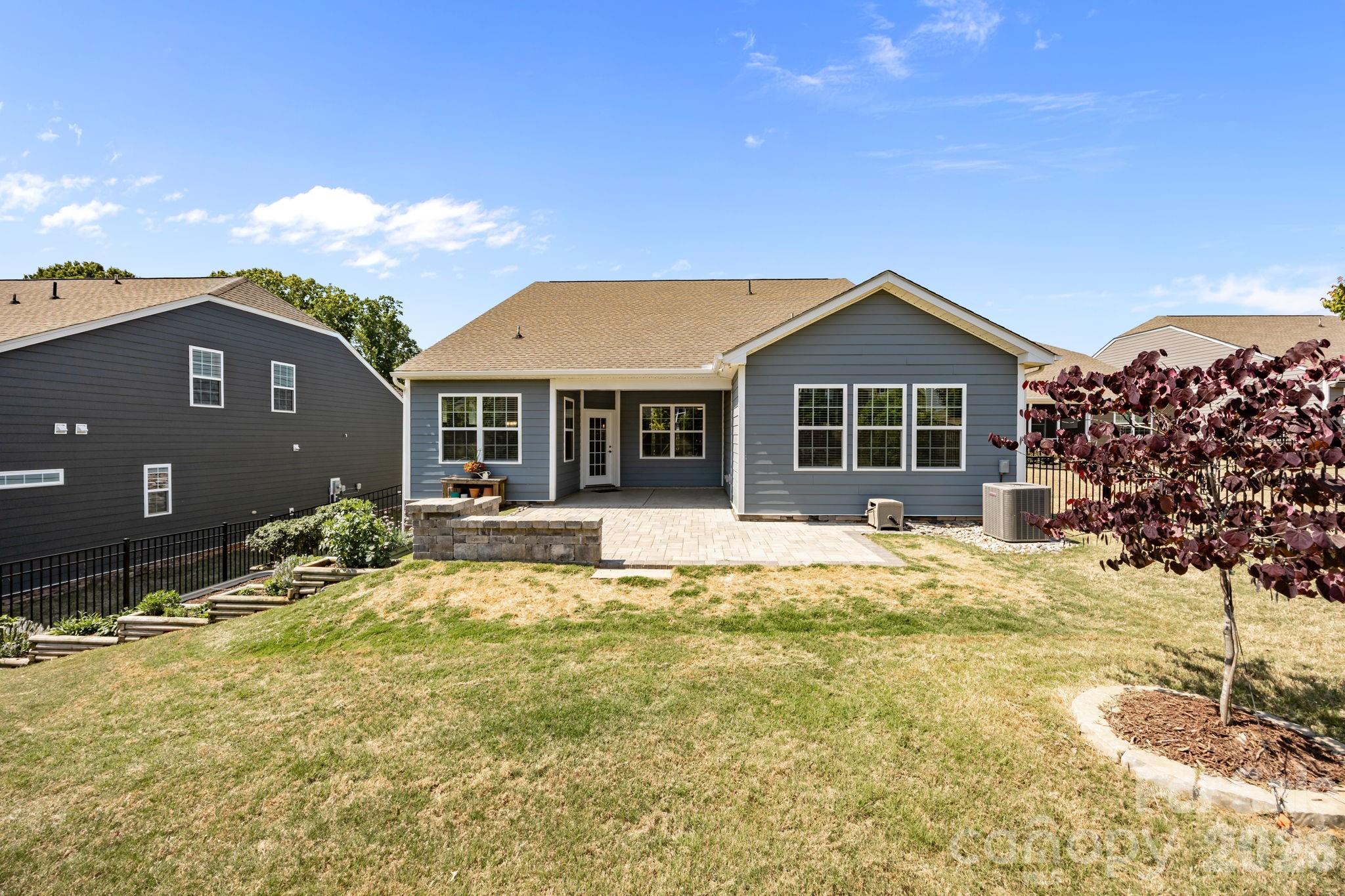 Single Family Residence at 3061 Rosseau Lane, Mount Holly, photo 36 of 48