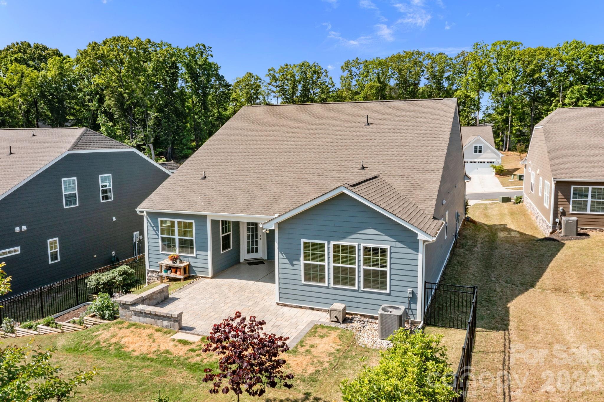 Single Family Residence at 3061 Rosseau Lane, Mount Holly, photo 40 of 48