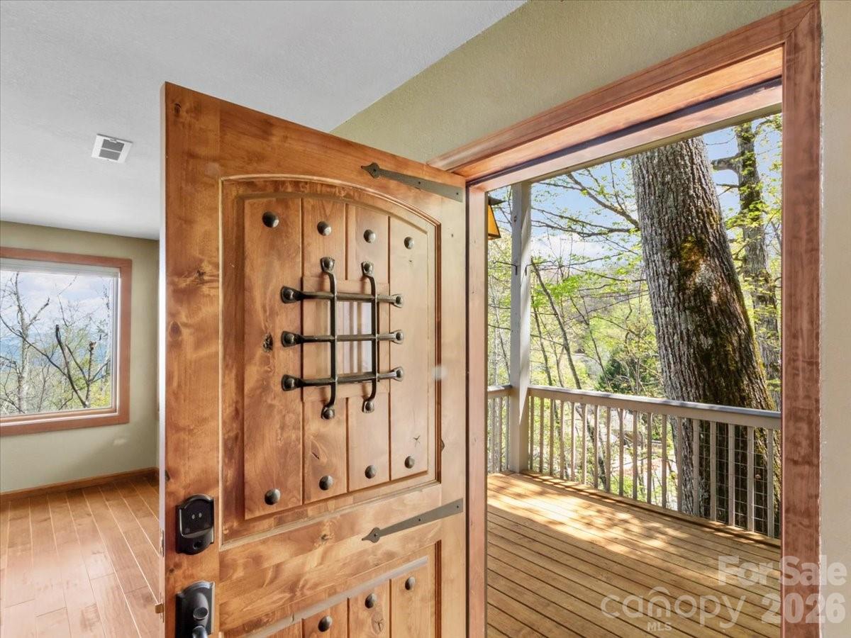 Custom door to private side deck and fenced area for fido! - 49 Slickrock Ridge Way S, Burnsville